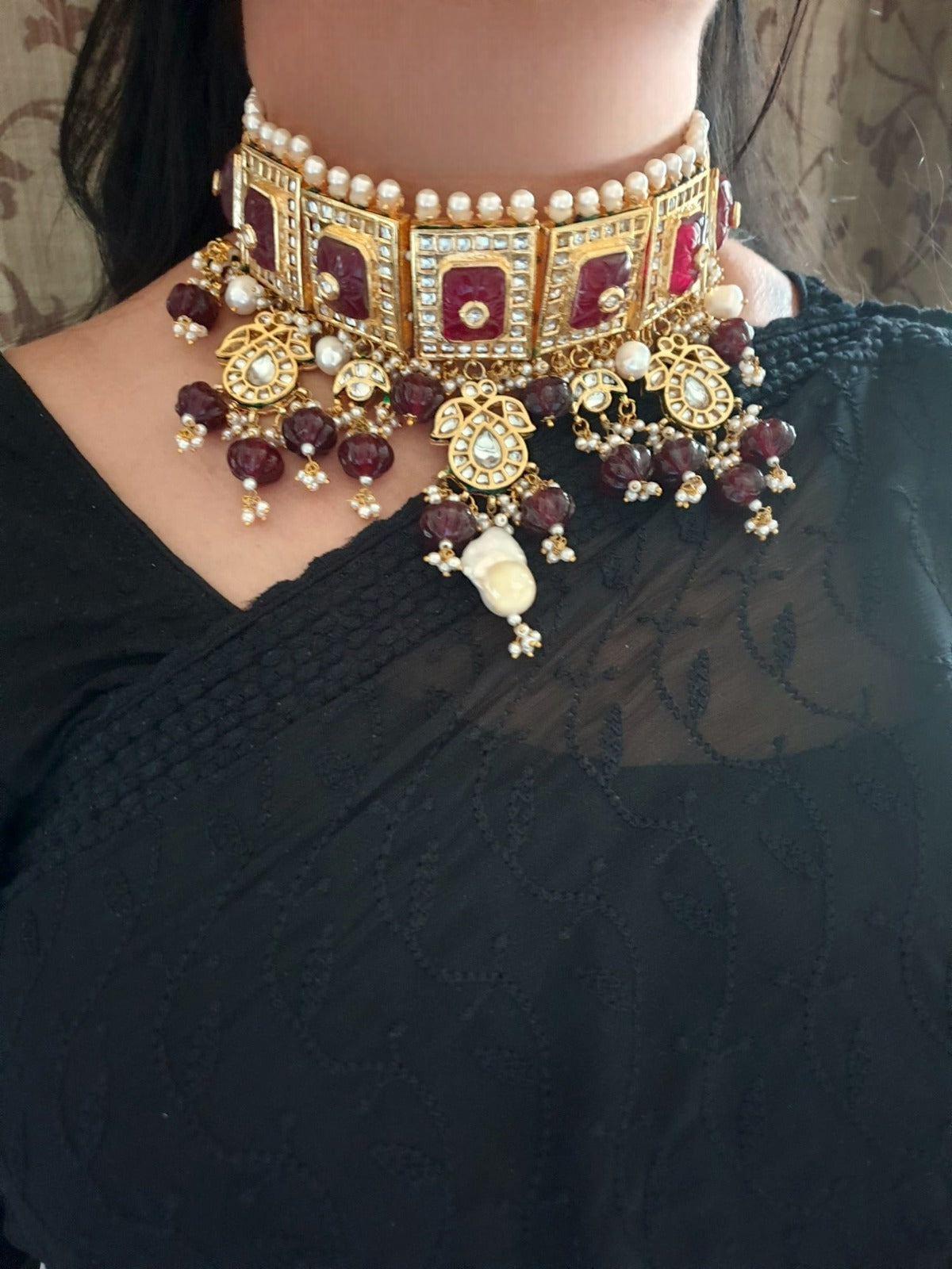 Red Carving Stone Kundan Choker Necklace Set