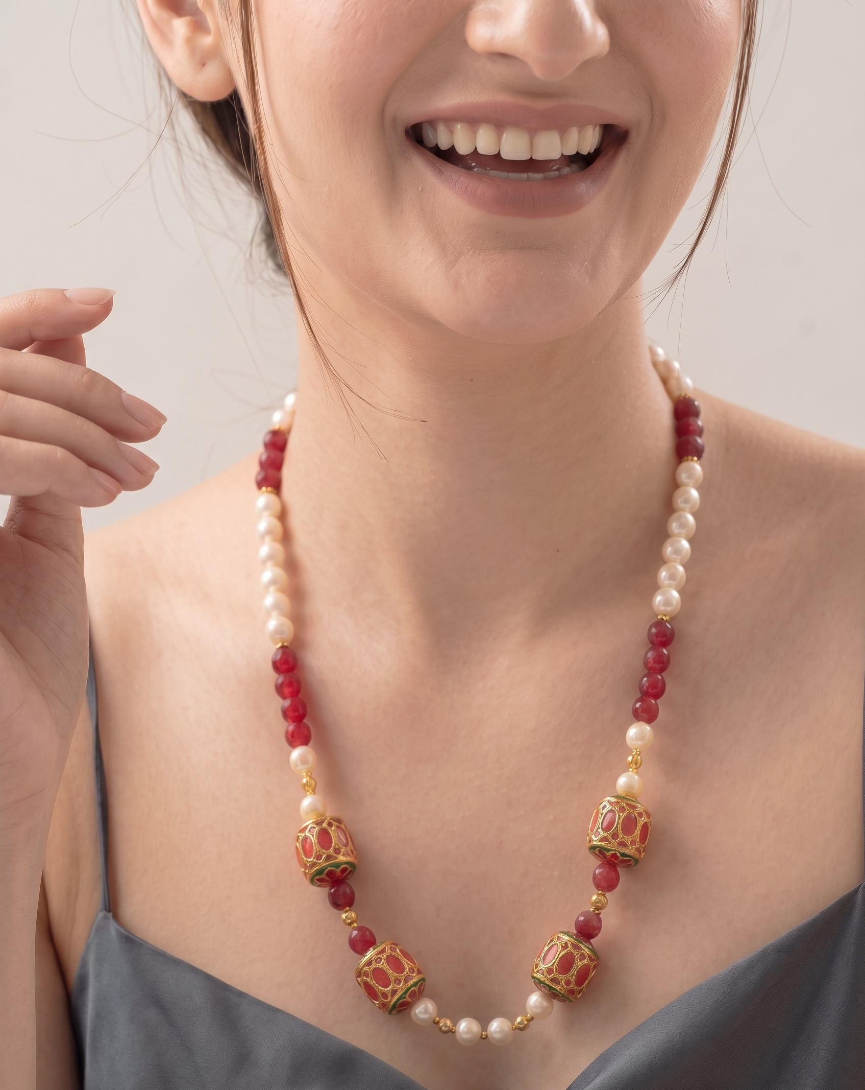 Pearl and Coral Jadau Beads Necklace