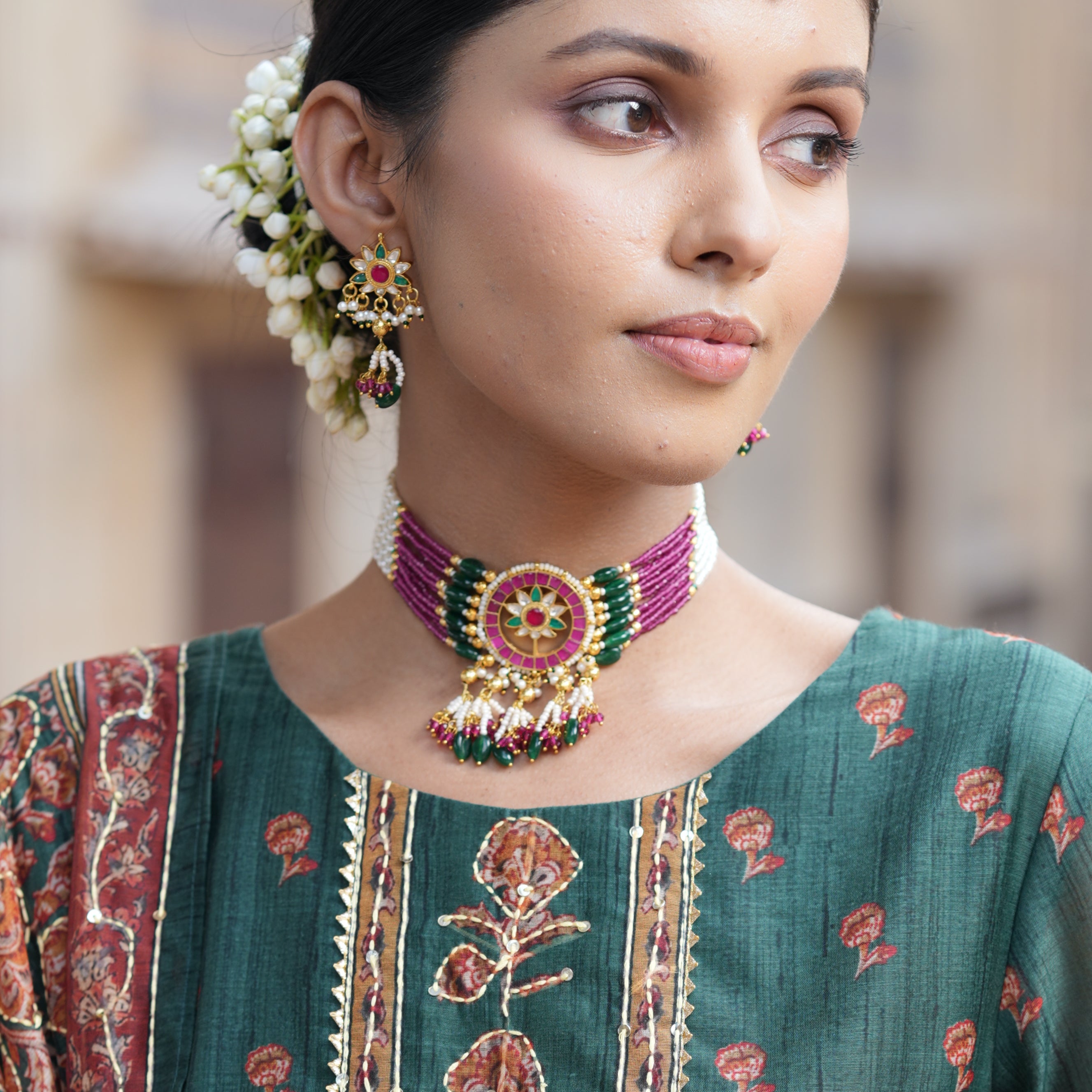 Floral Kundan Choker Necklace With Earrings
