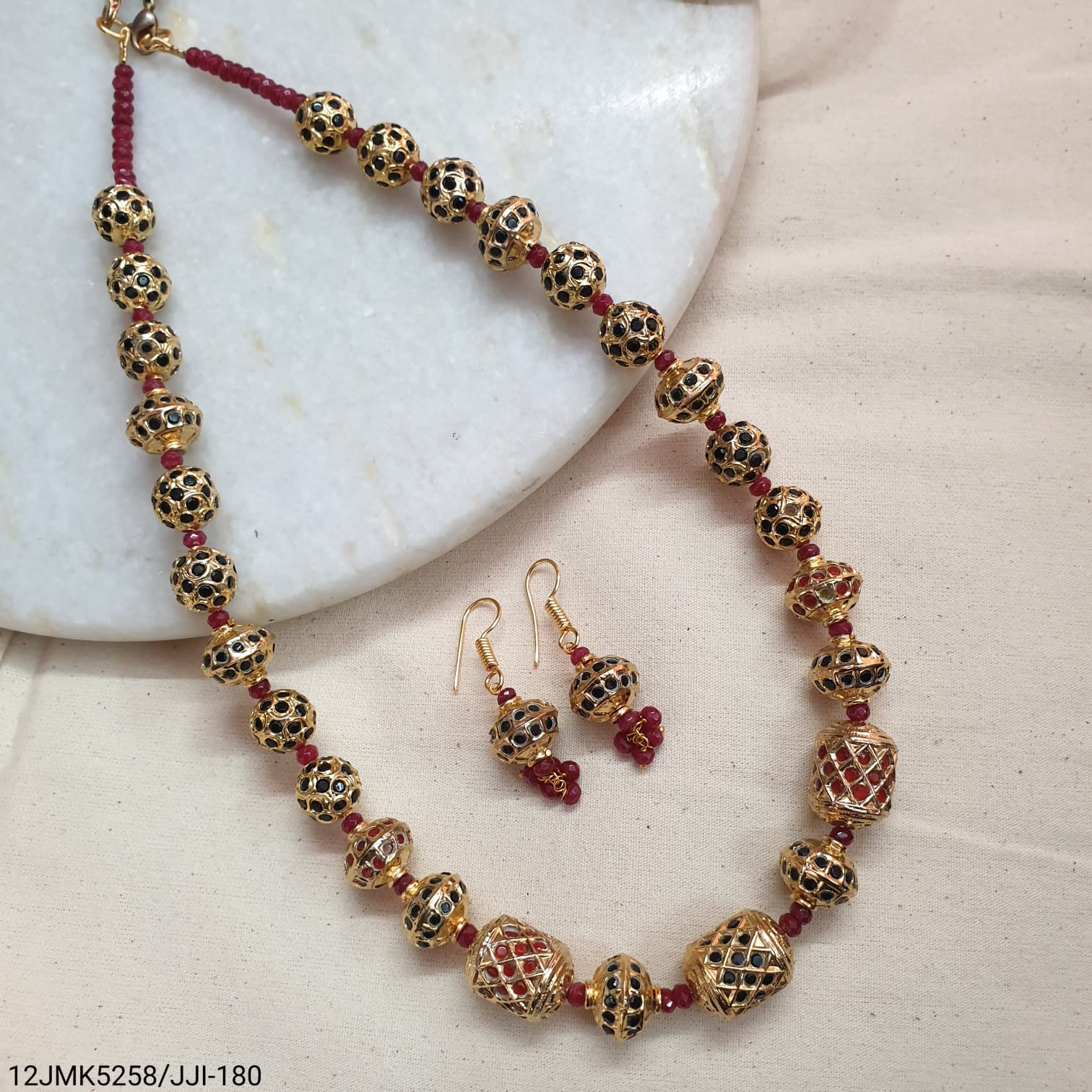 Red Blue Jadau Beaded Necklace