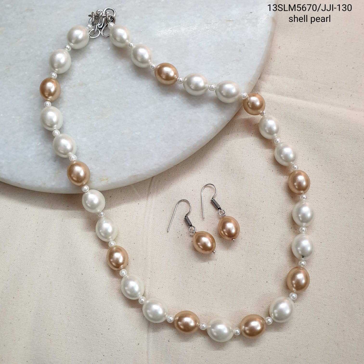 White and Golden Shell Pearl Necklace