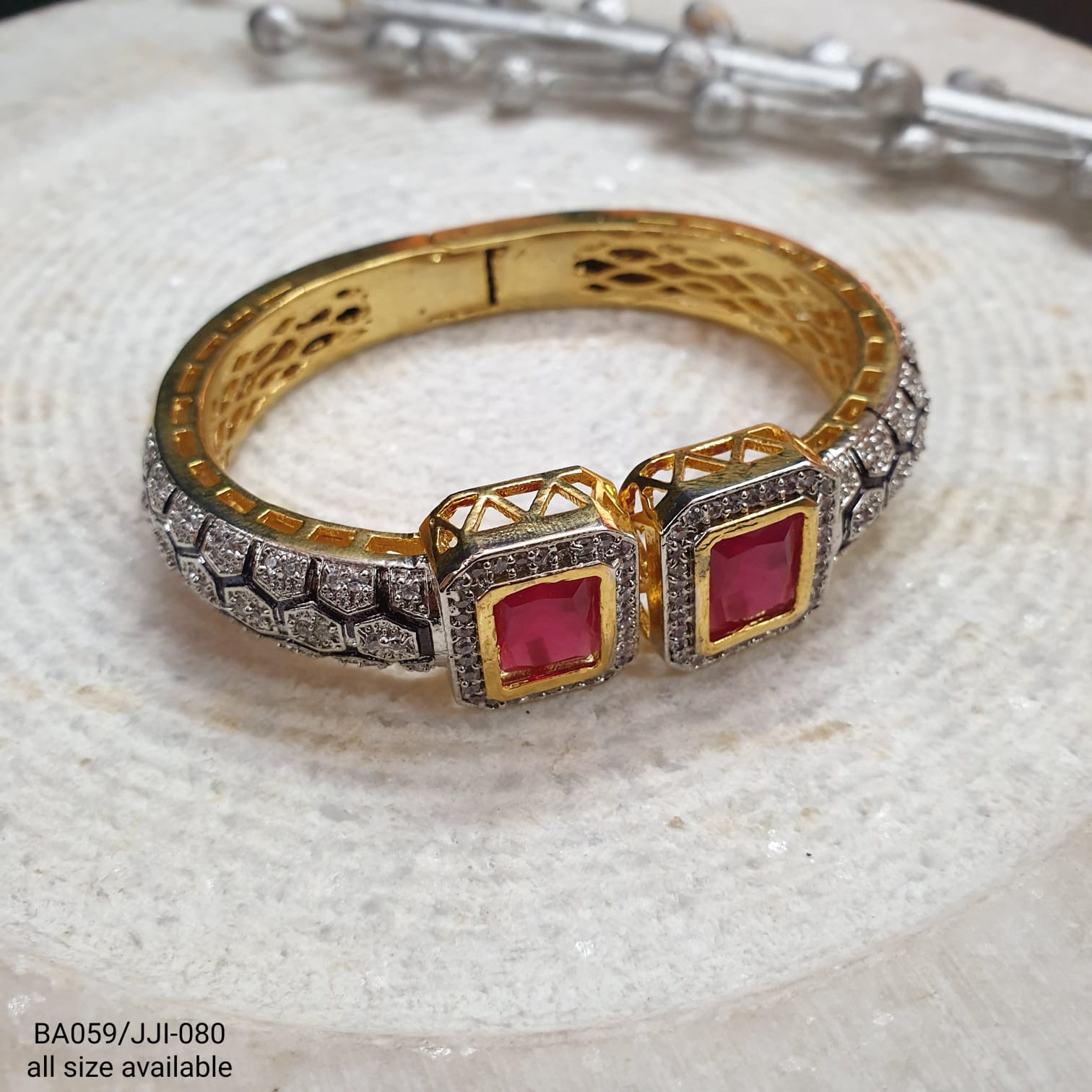 AD Stone Openable Bracelet