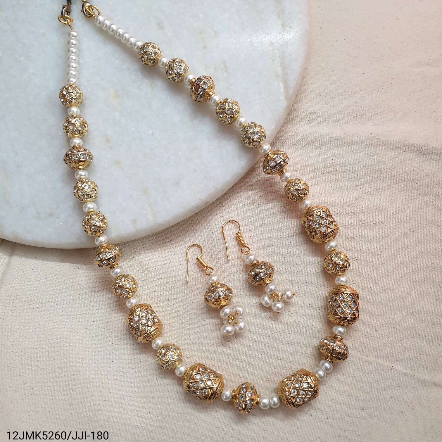 White Stone Jadau Beaded Necklace