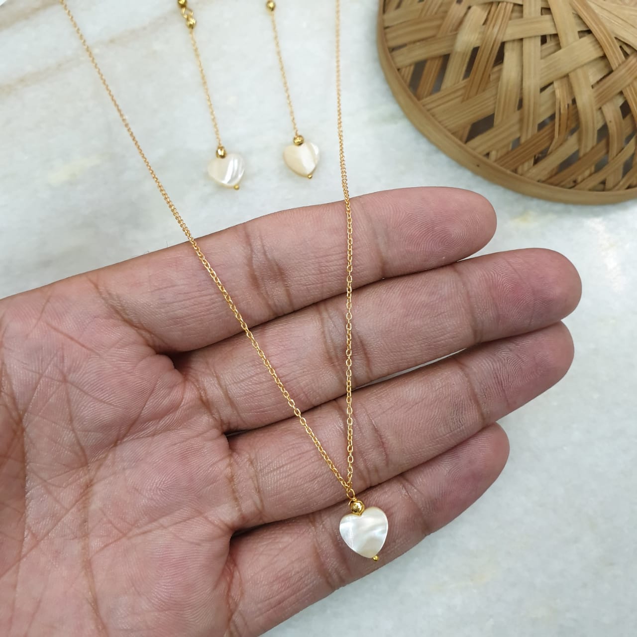 Heart Shape Mother Of Pearl Chain Necklace With Earrings