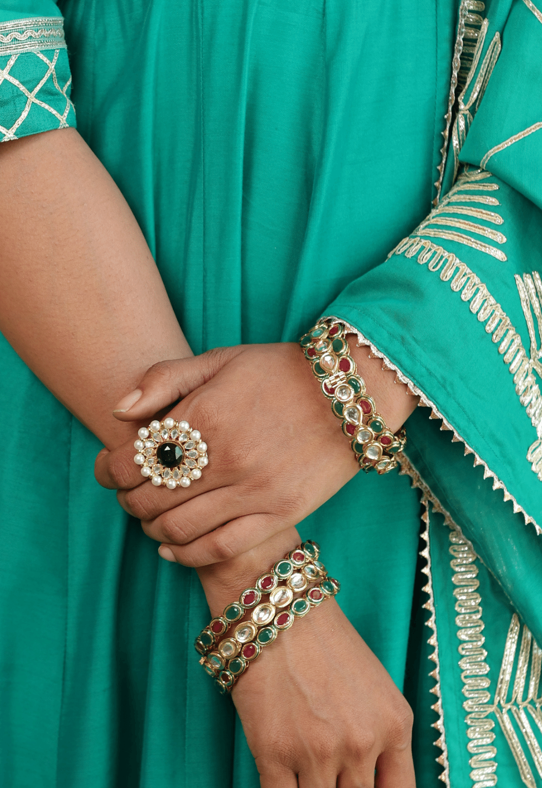 Kundan bangles with Kundan Ring