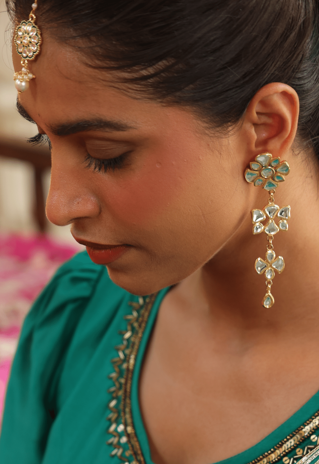 Combo 22k gold plated earrings with kundan maang tikka