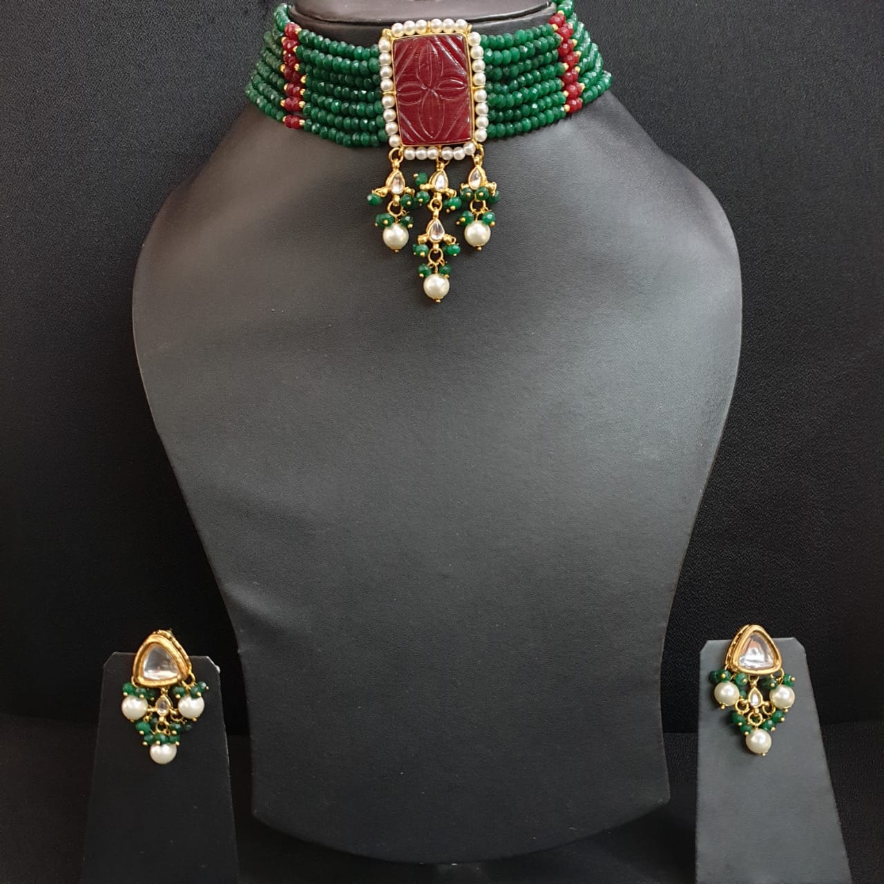 Ruby Carving Stone Choker Necklace Set With Earrings