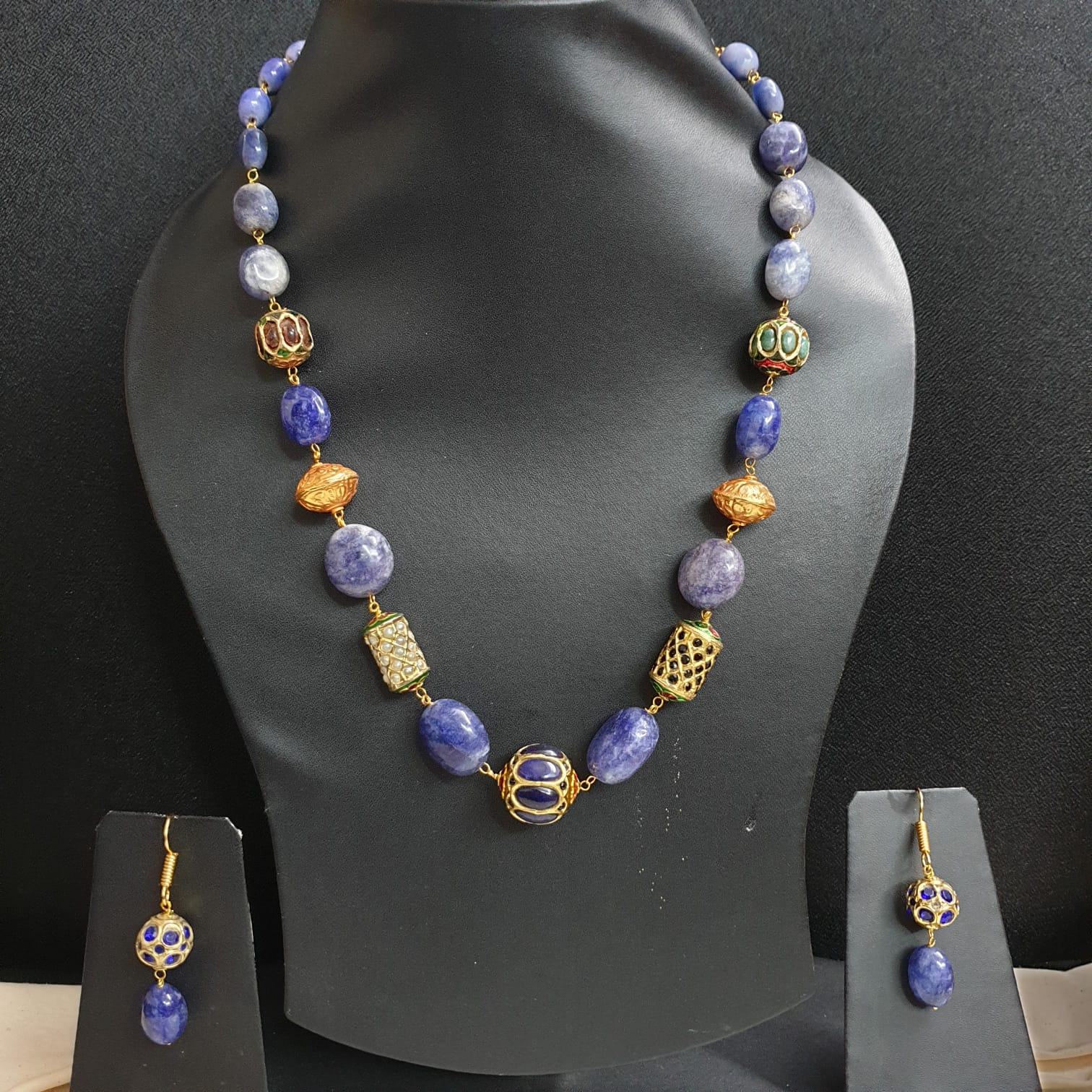 Blue Stone Jadau Beaded Necklace