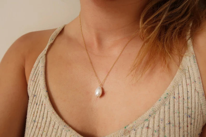 Drop Pearl Chain Necklace