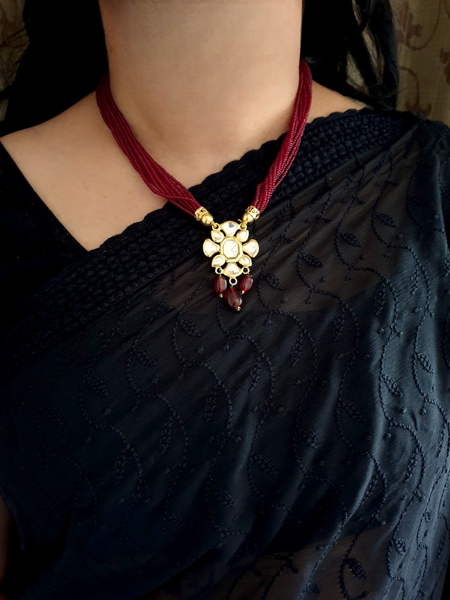 Maroon Seed Bead Kundan Pendant Set With Earrings