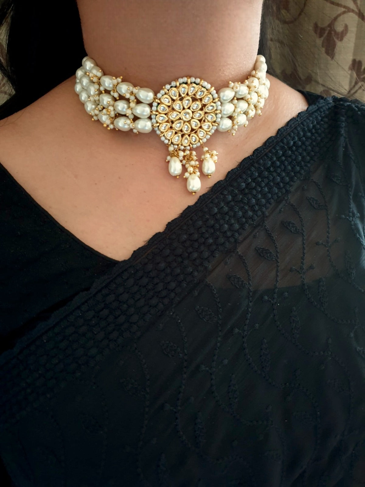 Pearl Kundan Choker Set With Earrings