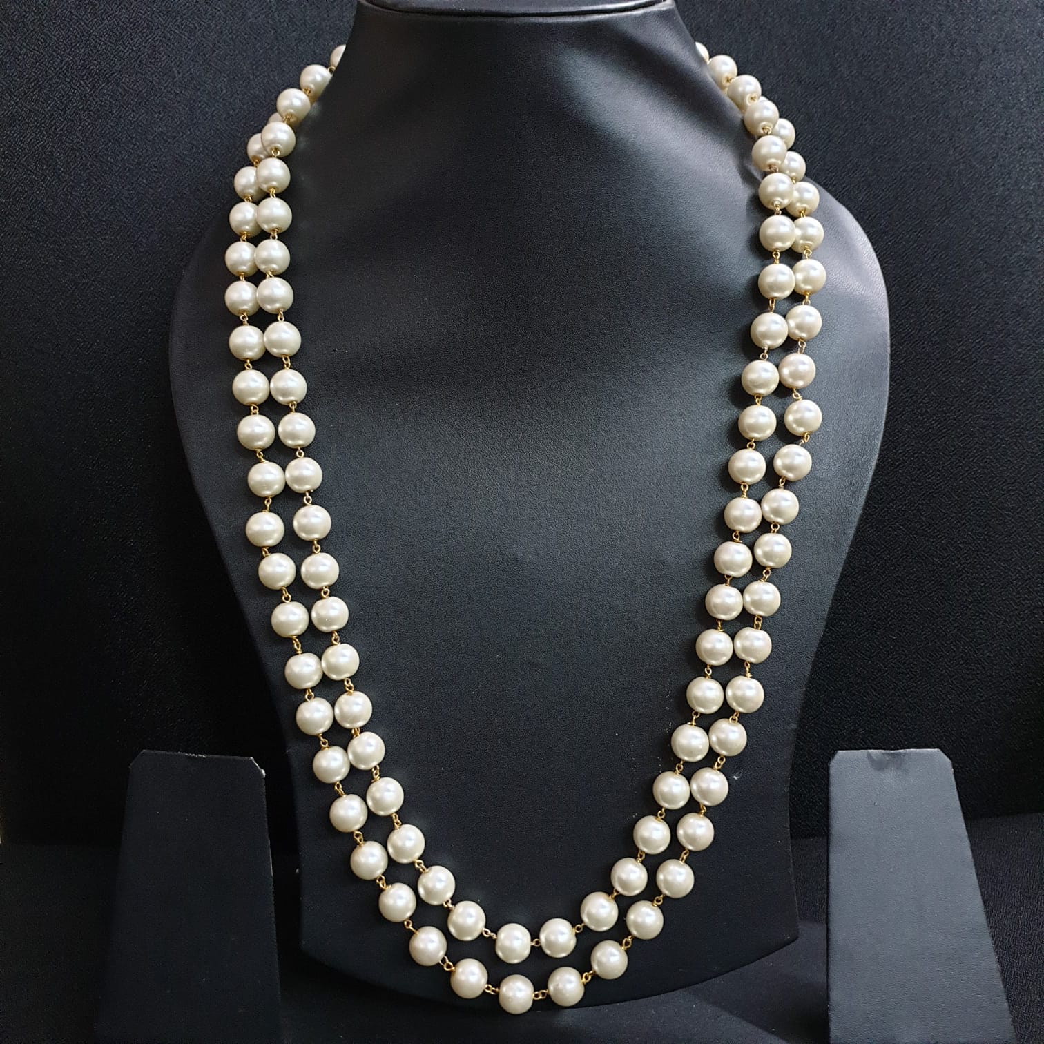 Two Layered Pearl Beaded Necklace
