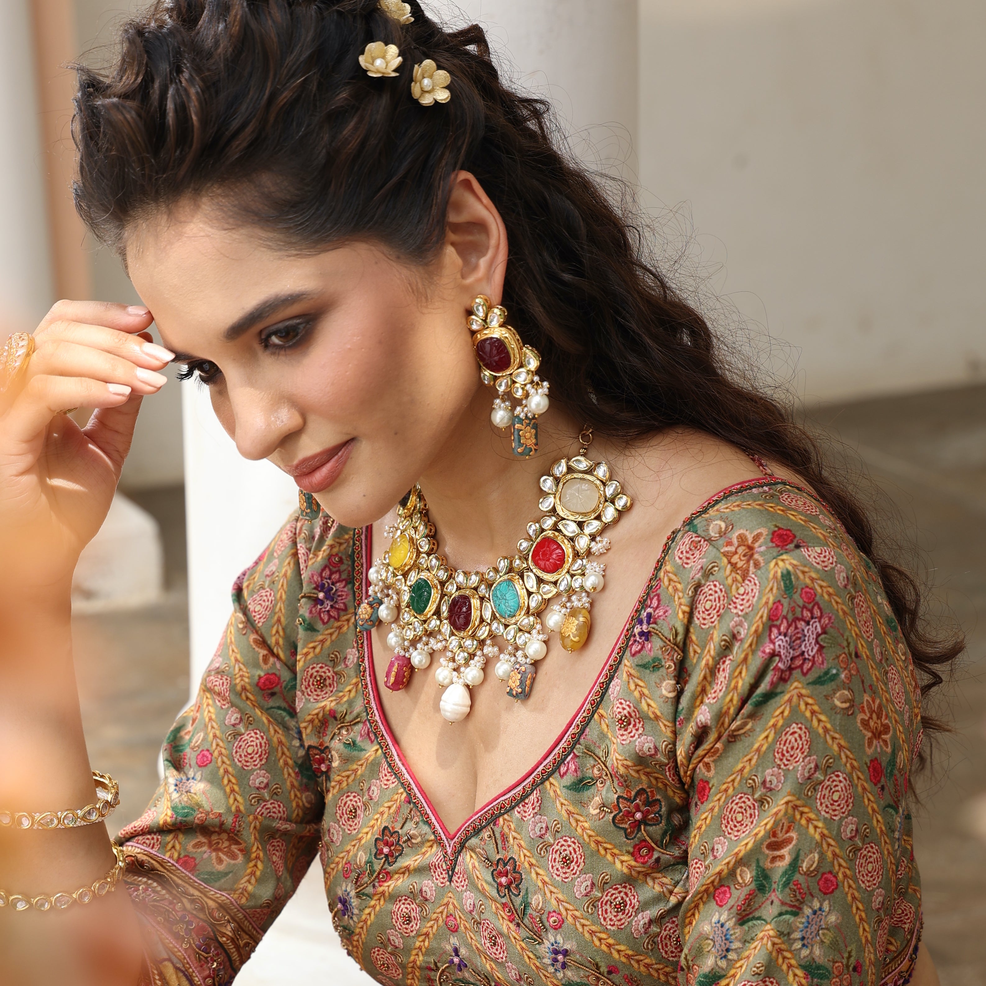 Navratana Stone Kundan Designer Necklace and Earrings With Maang Tikka