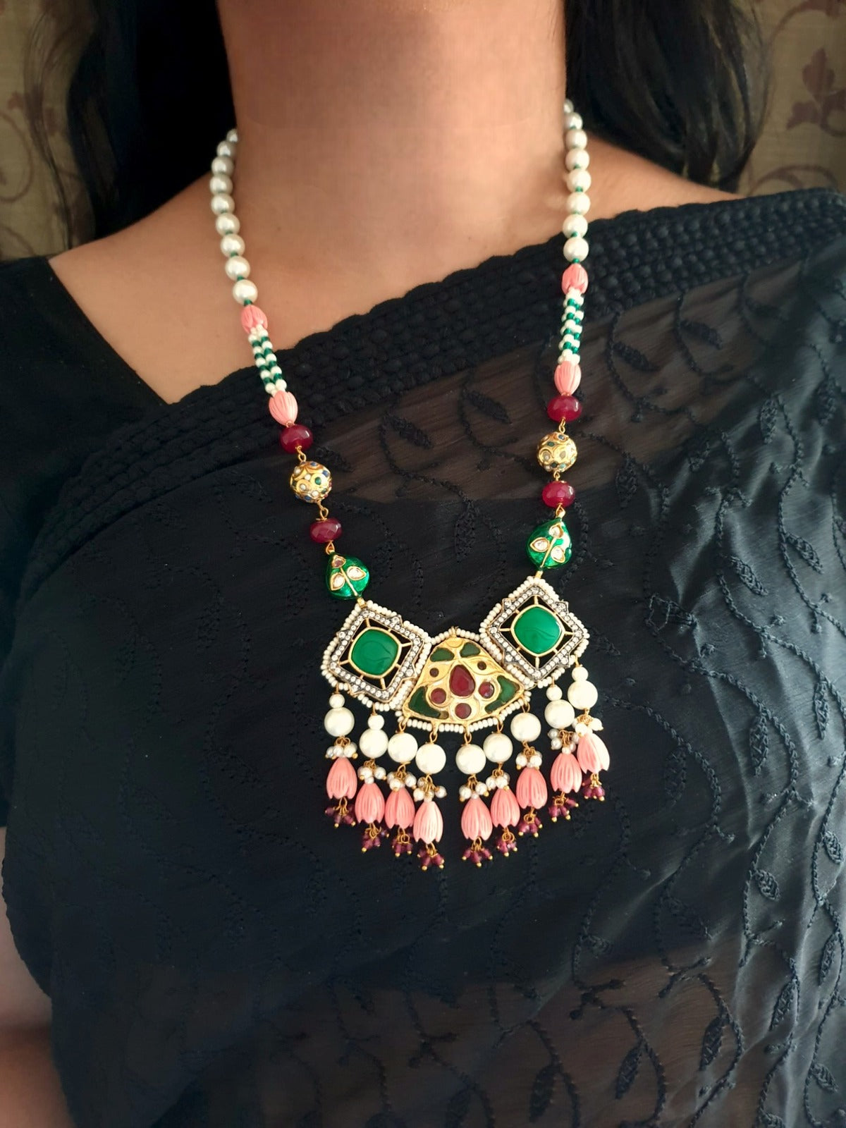 Jadau Fusion Pendant Necklace Set With Pearkl Beads