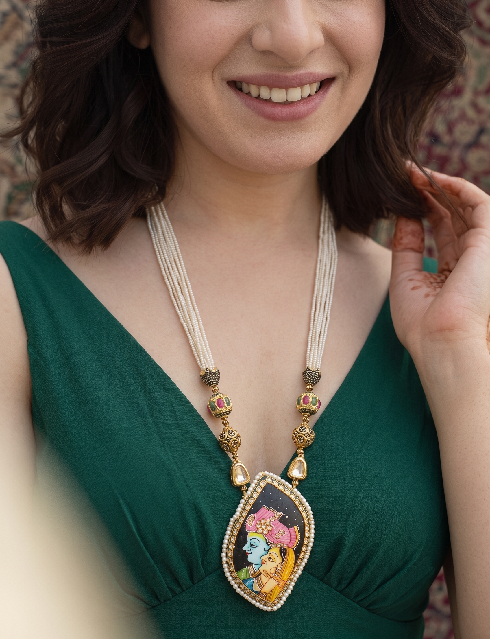 Ishaa Radha Krishna Pendant Necklace