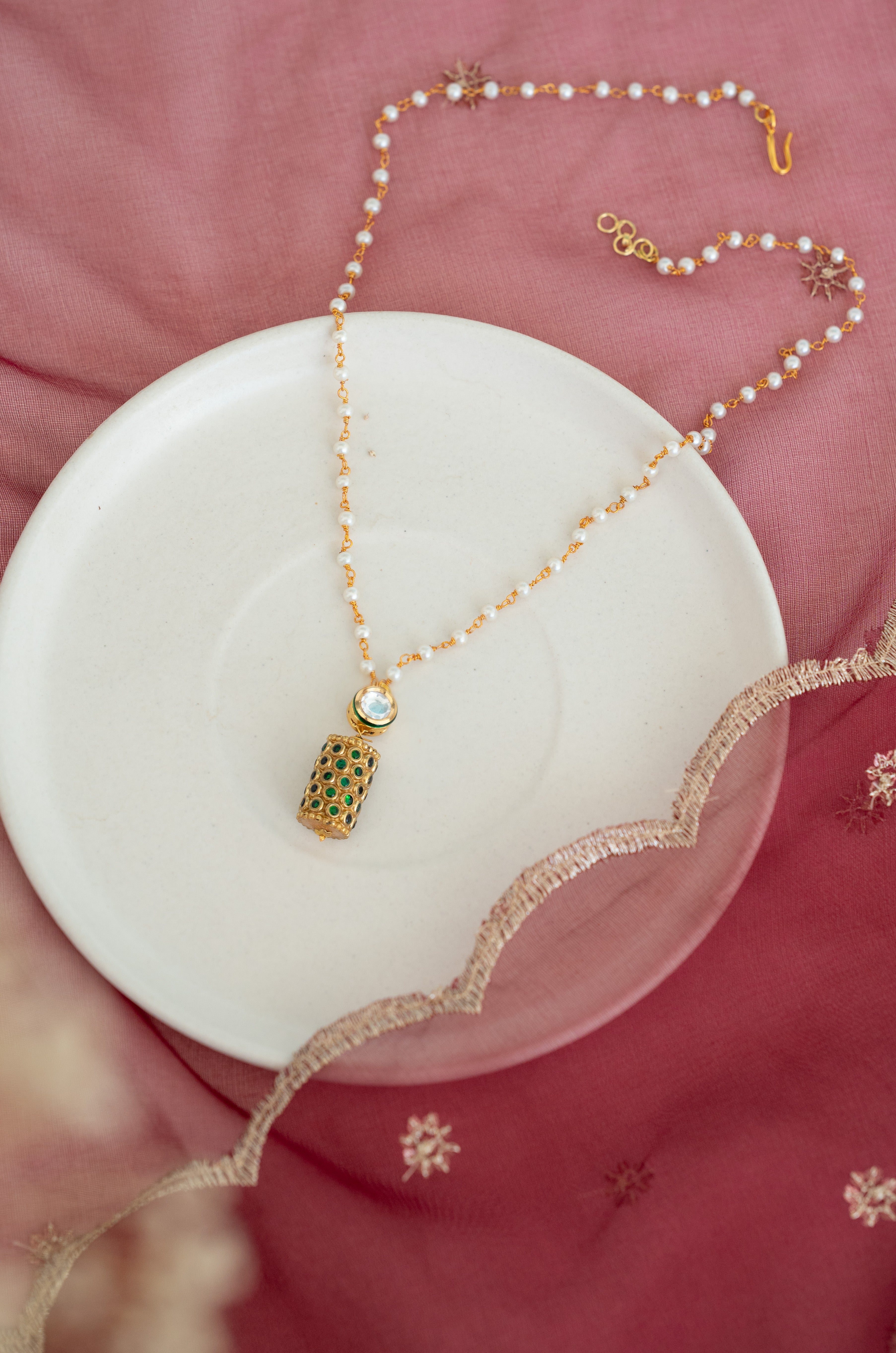 Delicate Green Beaded Kundan Jadau Pendant Set