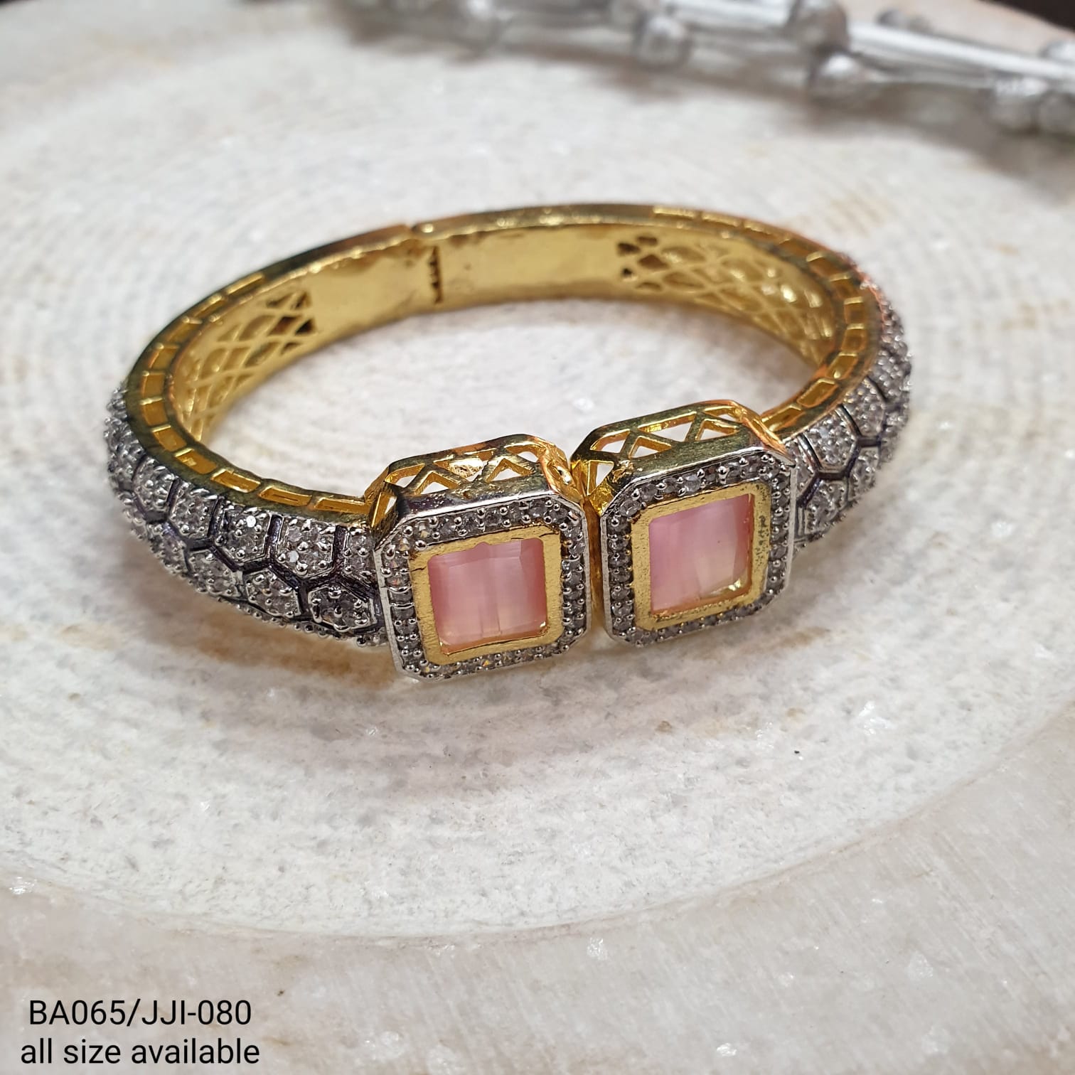 AD Stone Openable Bracelet