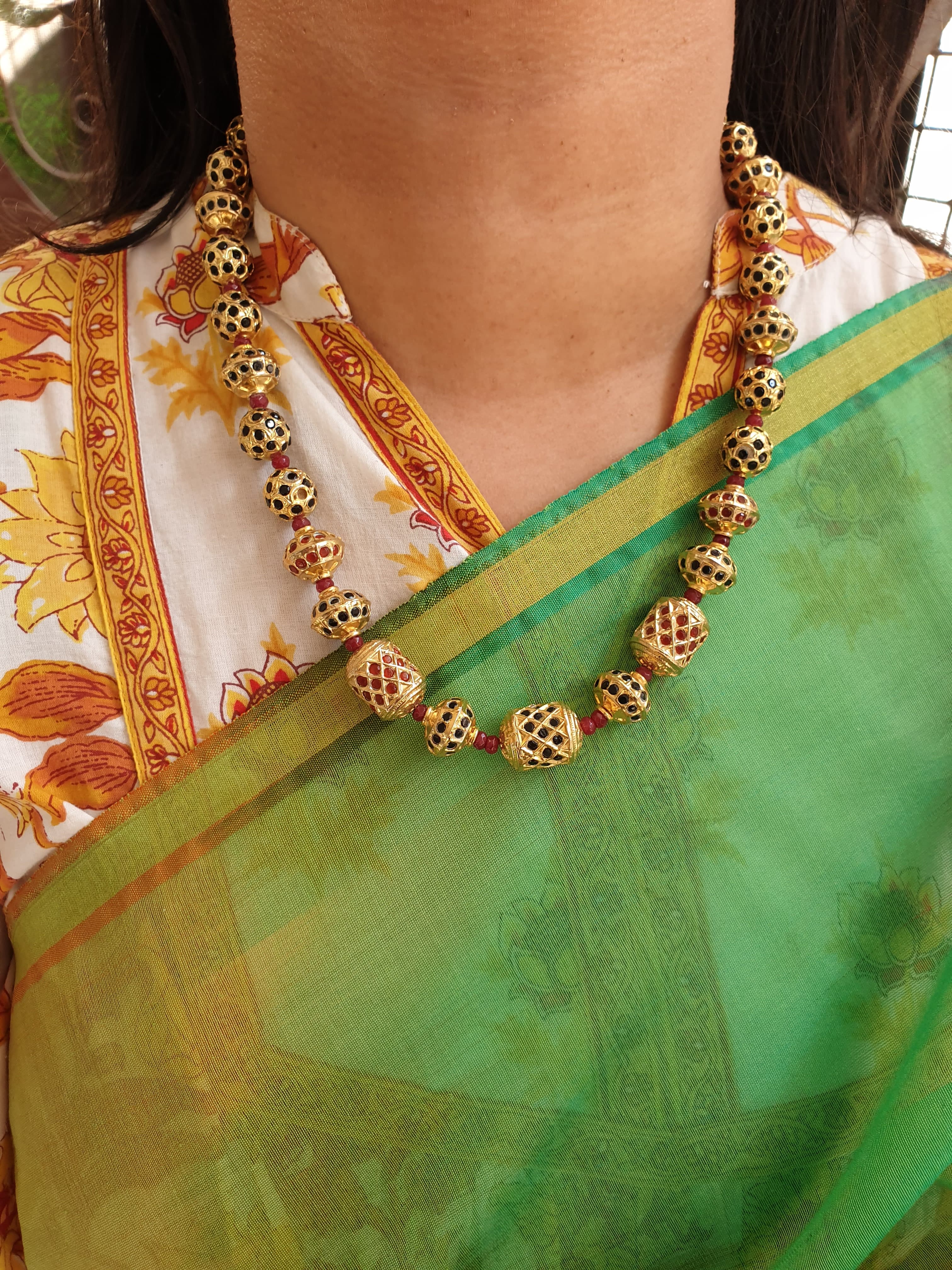 Red Blue Jadau Beaded Necklace
