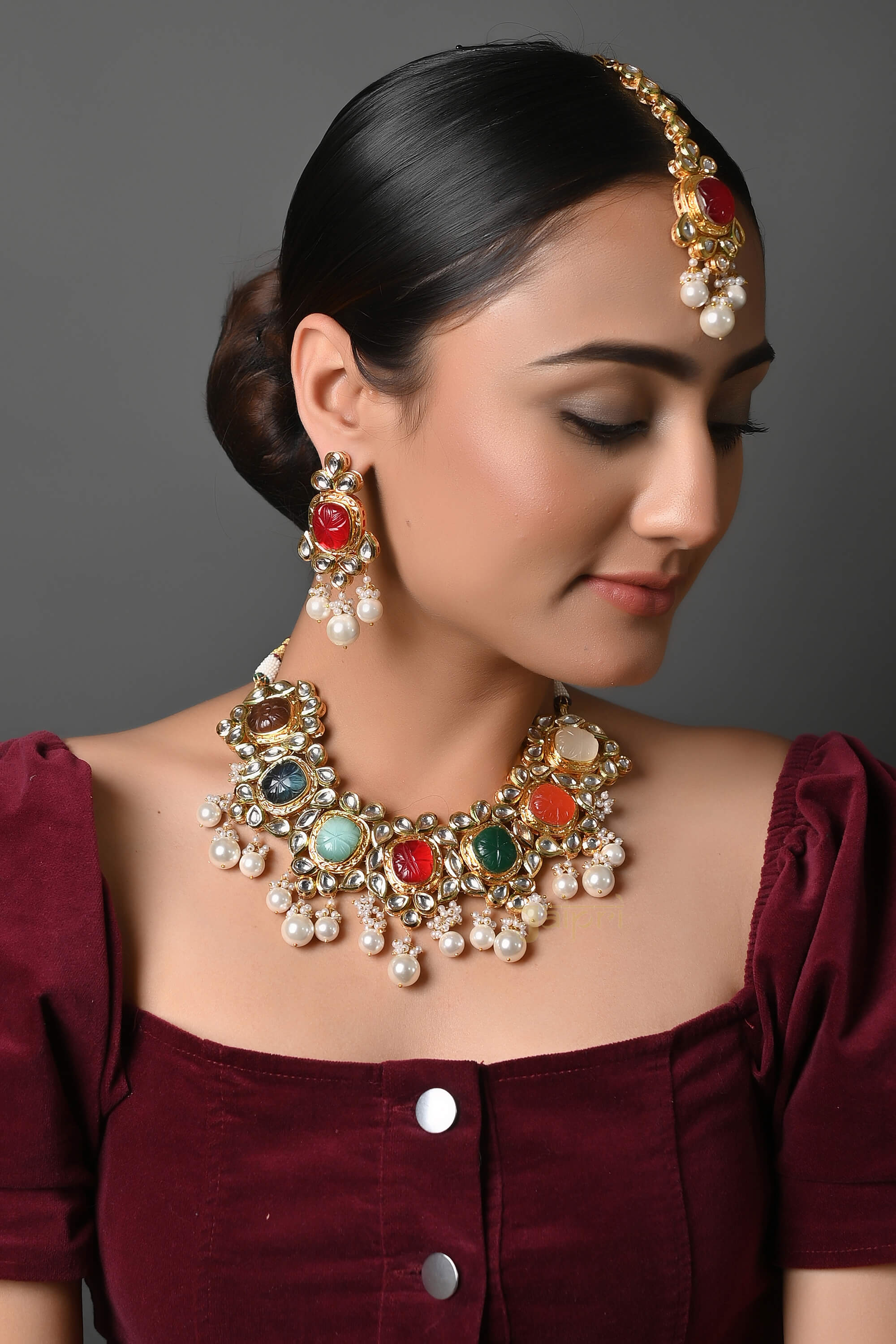 Navratan Stone Kundan-Jadau Choker & Earrings With Maang Tikka