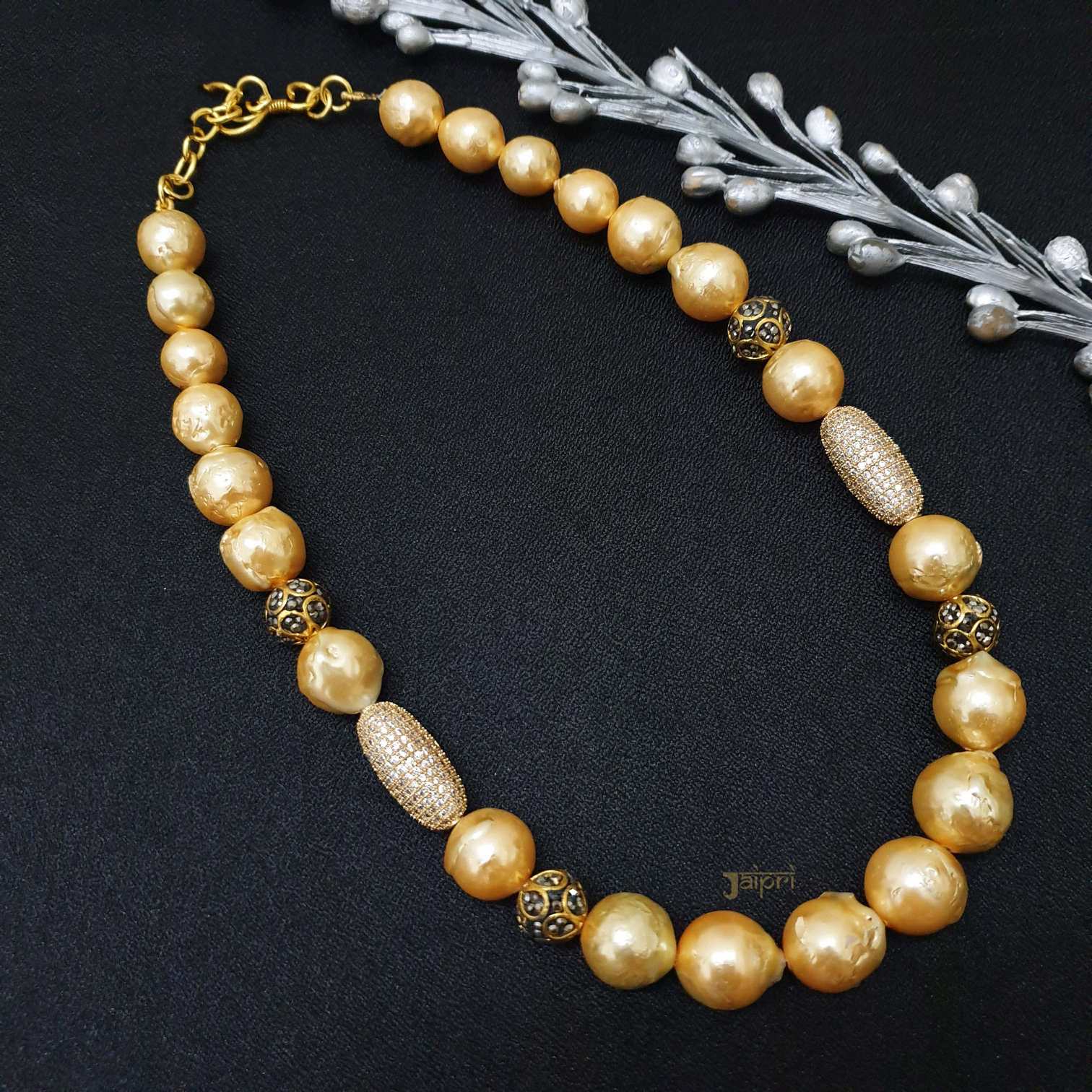 Adorable Freshwater Pearl Beads Stone Necklace