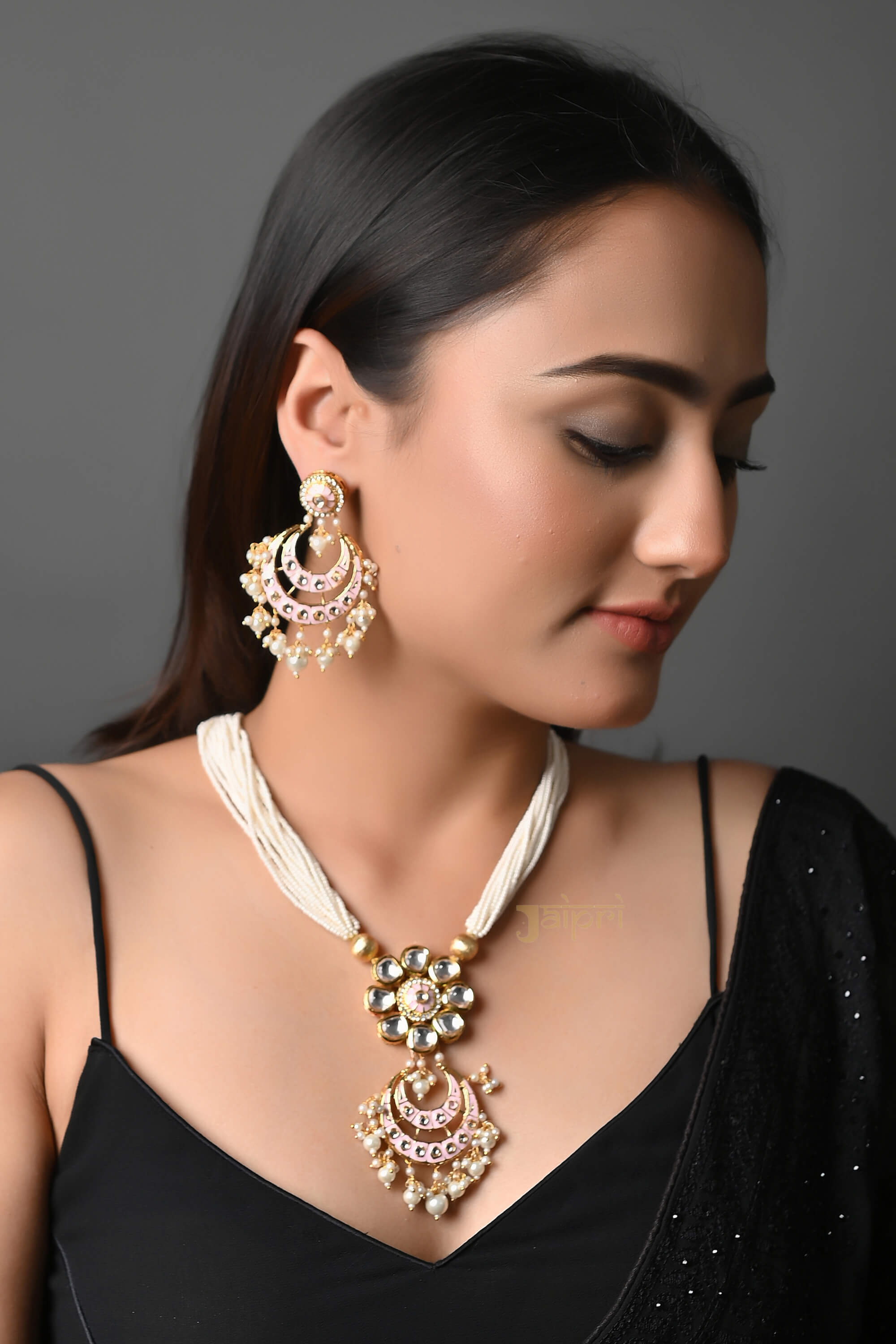 Floral Design & Pearl Beads Stone Meenakari Pendant With Earrings