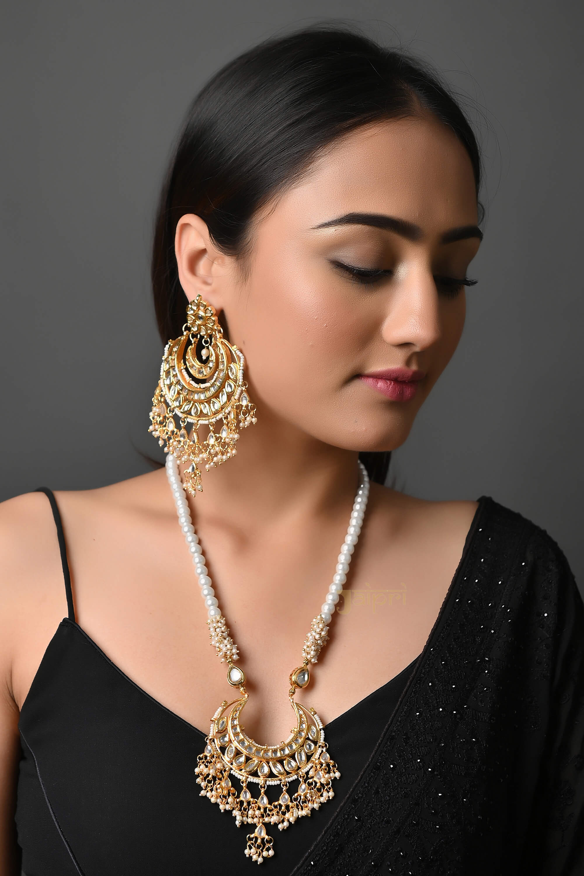 Kundan Chaandbali Pearl Pendant Set With Earrings