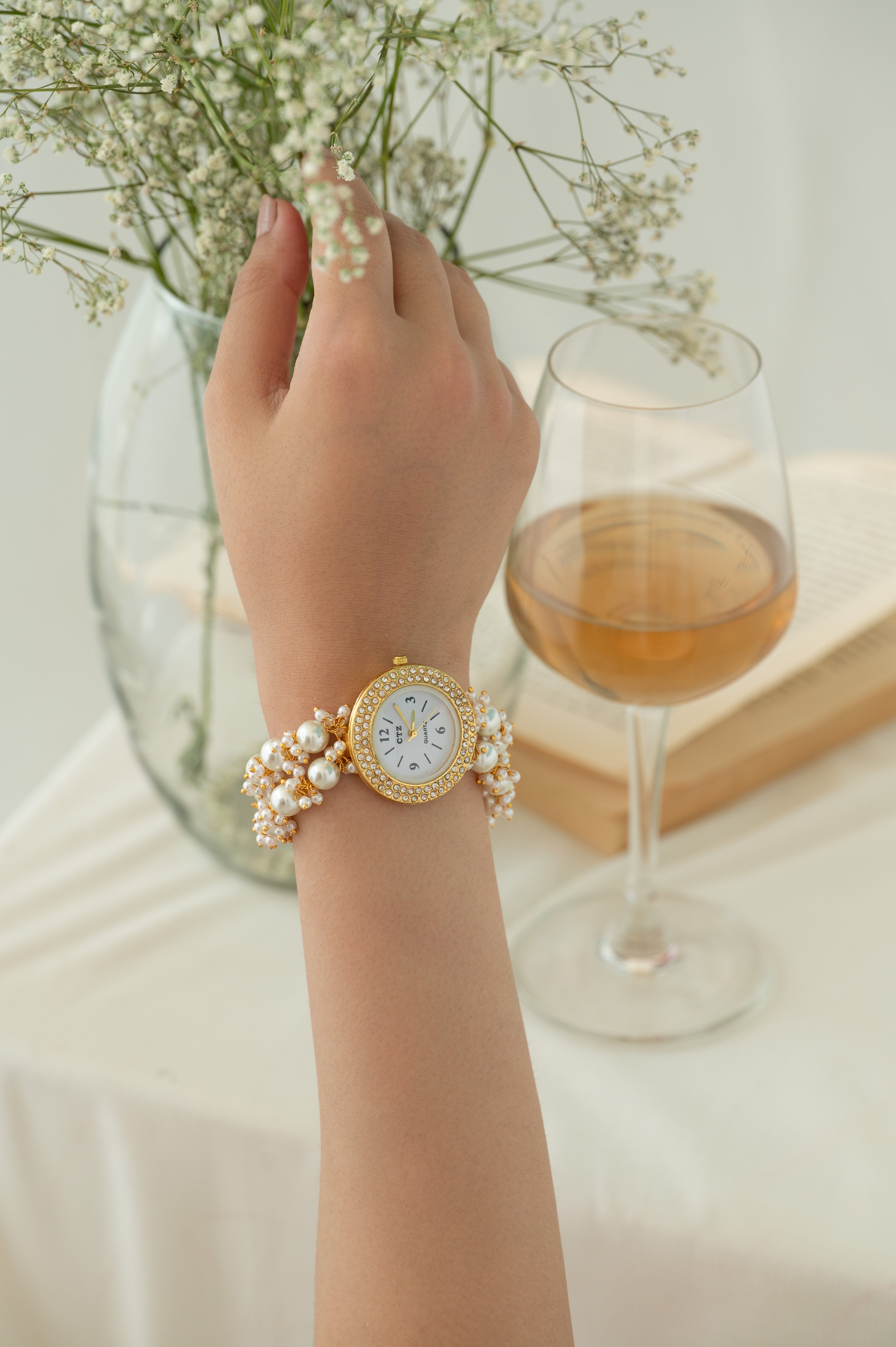 Luxury Pearl Beaded Bracelet Watch for Women