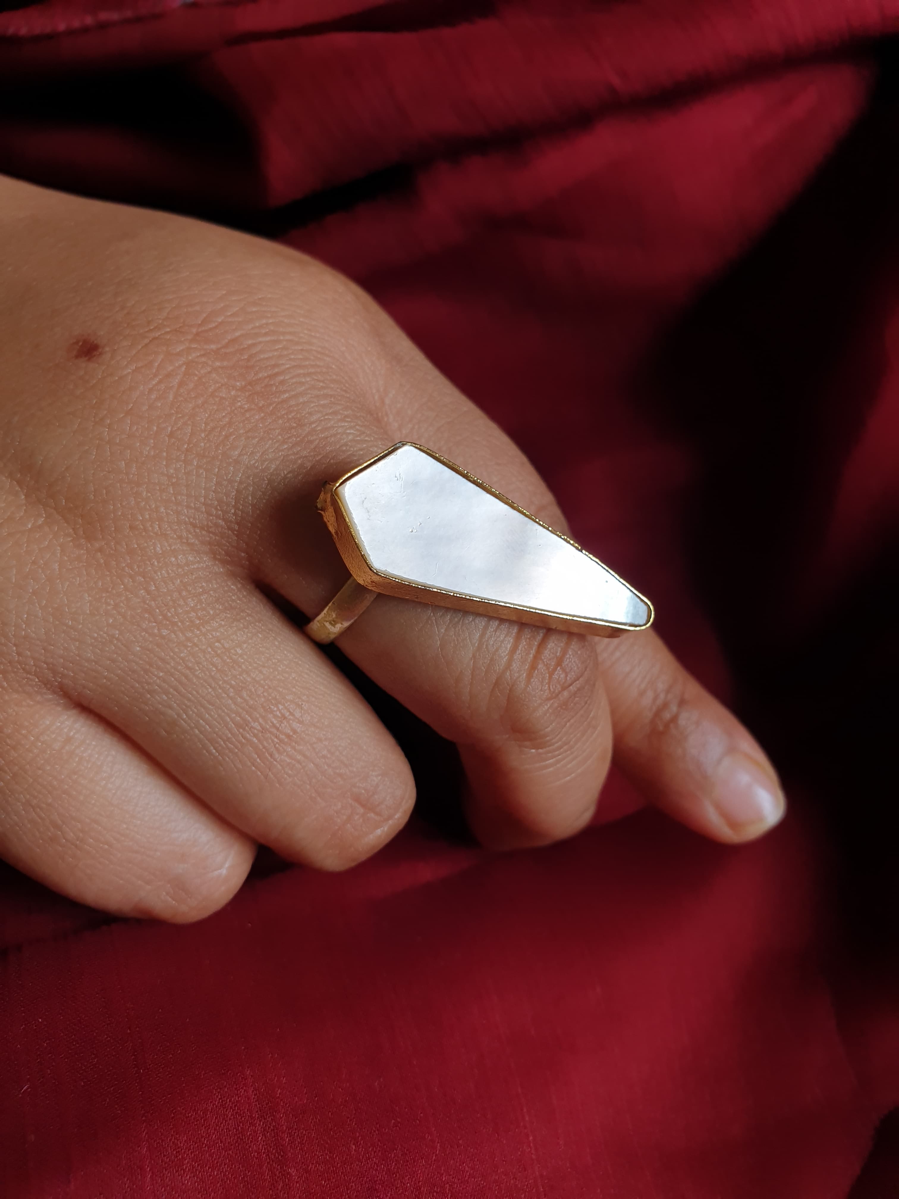 Off-White Mother of Pearl Adjustable Ring