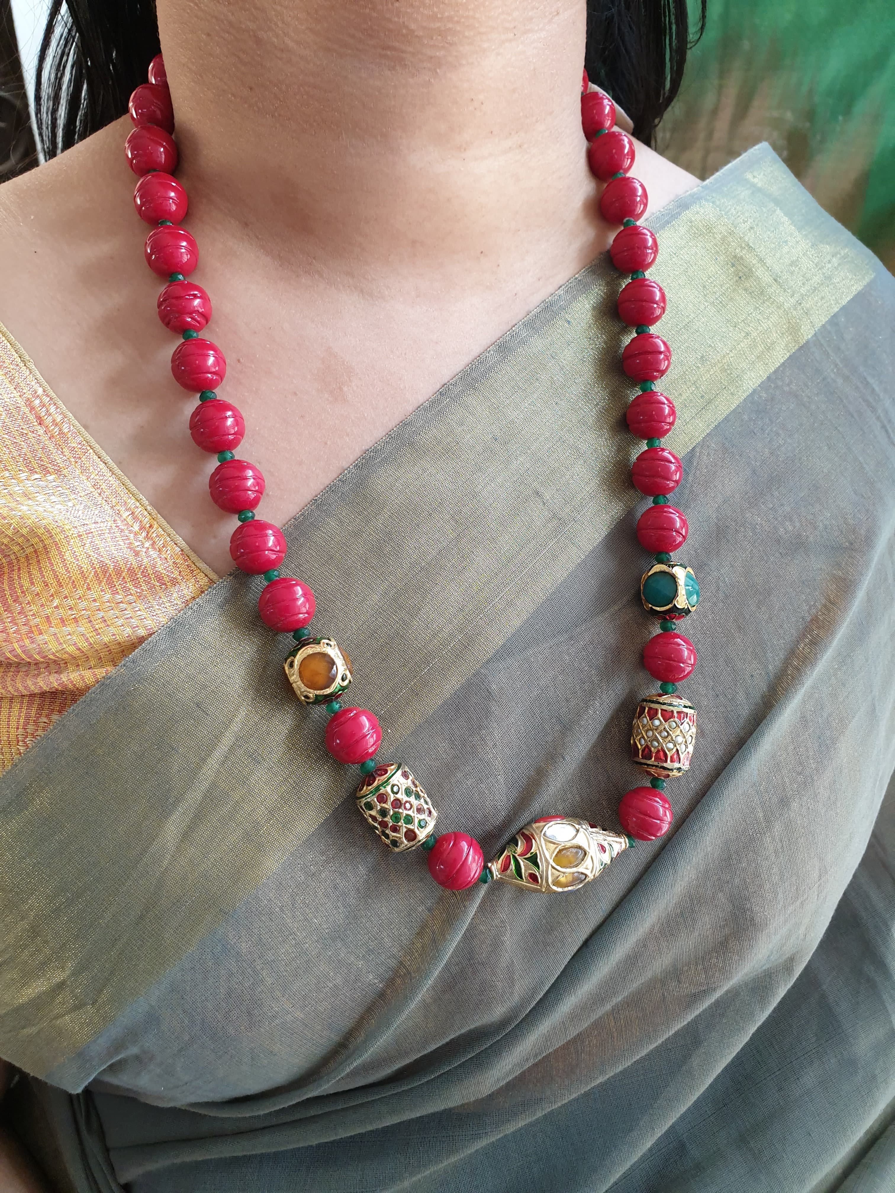 Red Shell Pearl Jadau Beaded Necklace
