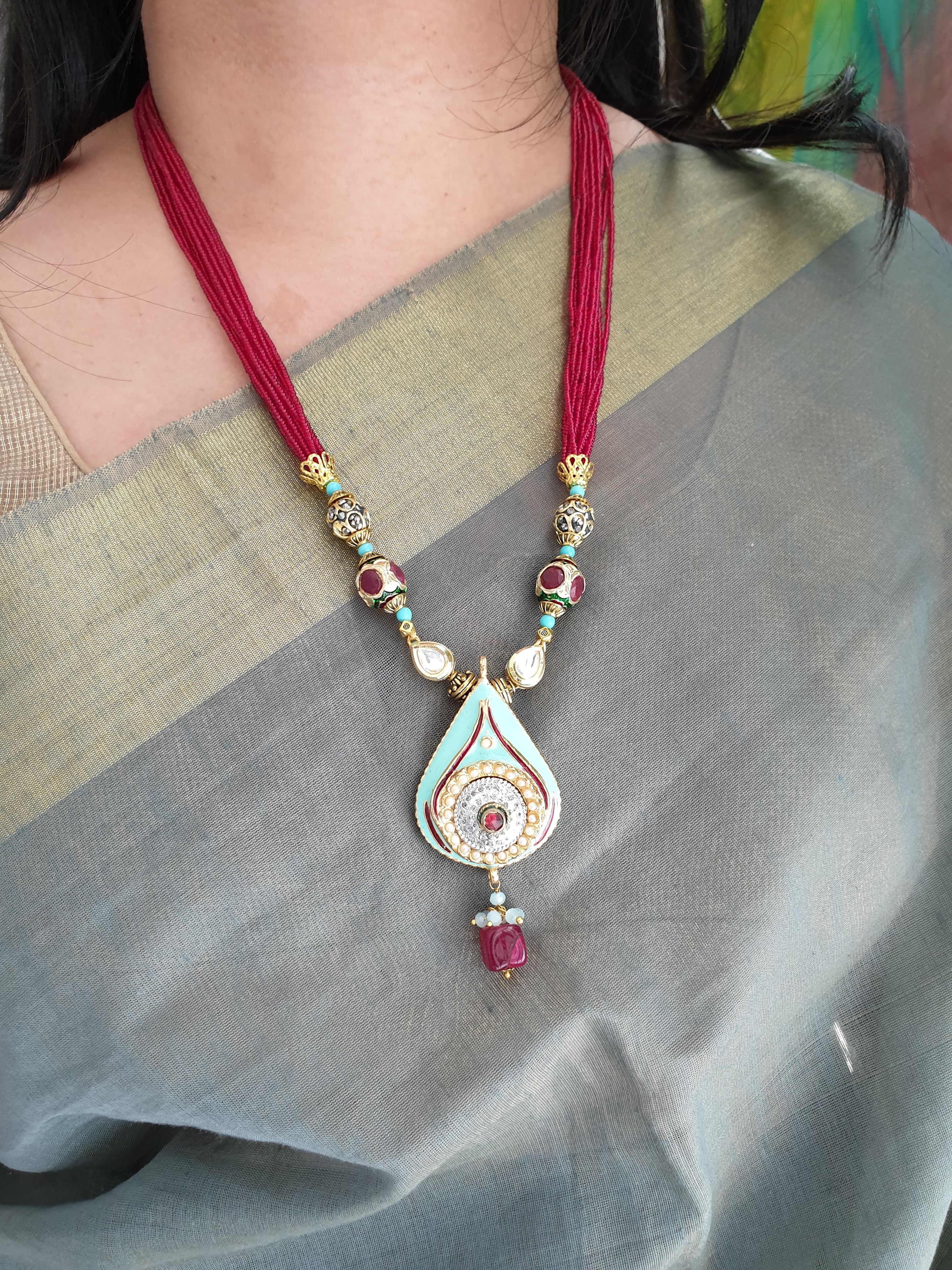 Red Seed Beads Tear-Drop Fusion Pendant With Earrings