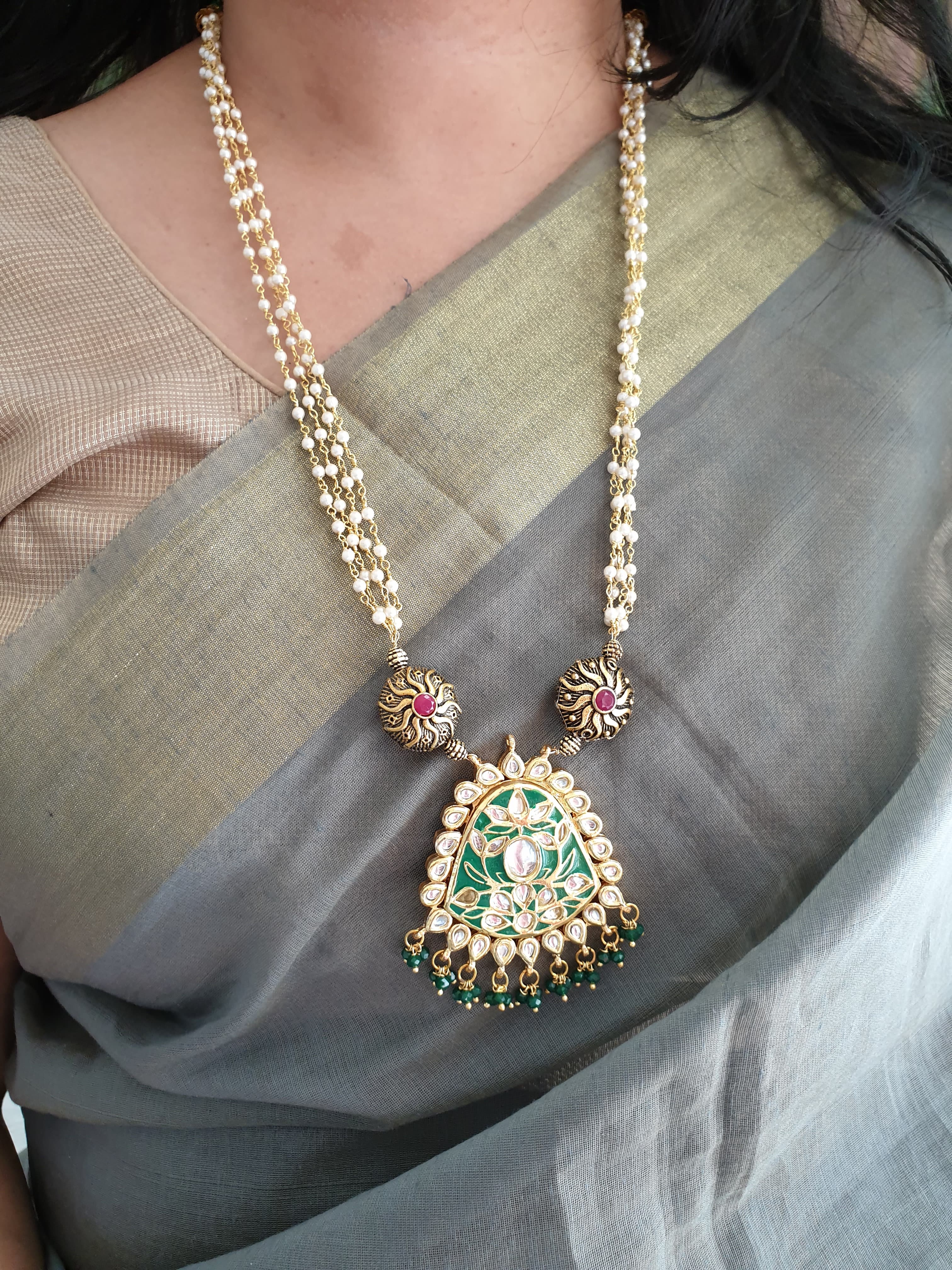 Pearl Beaded Green Kundan Meenakari Pendant Set