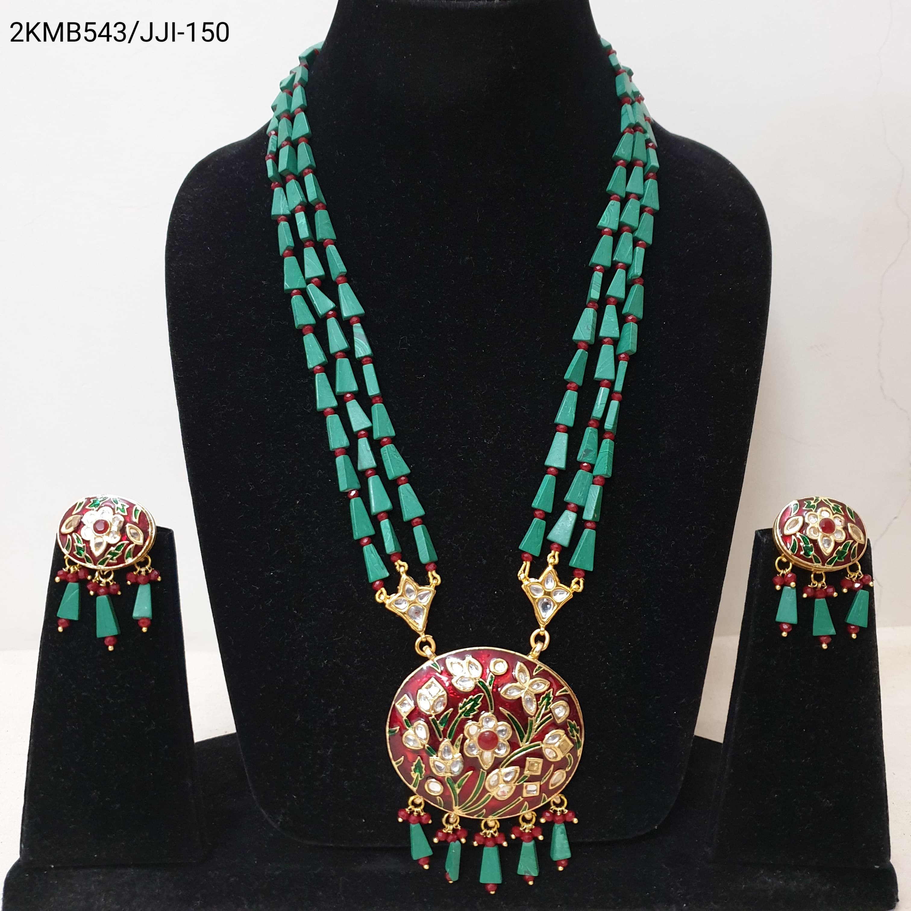 Green Beaded Maroon Meenakari Pendant Set