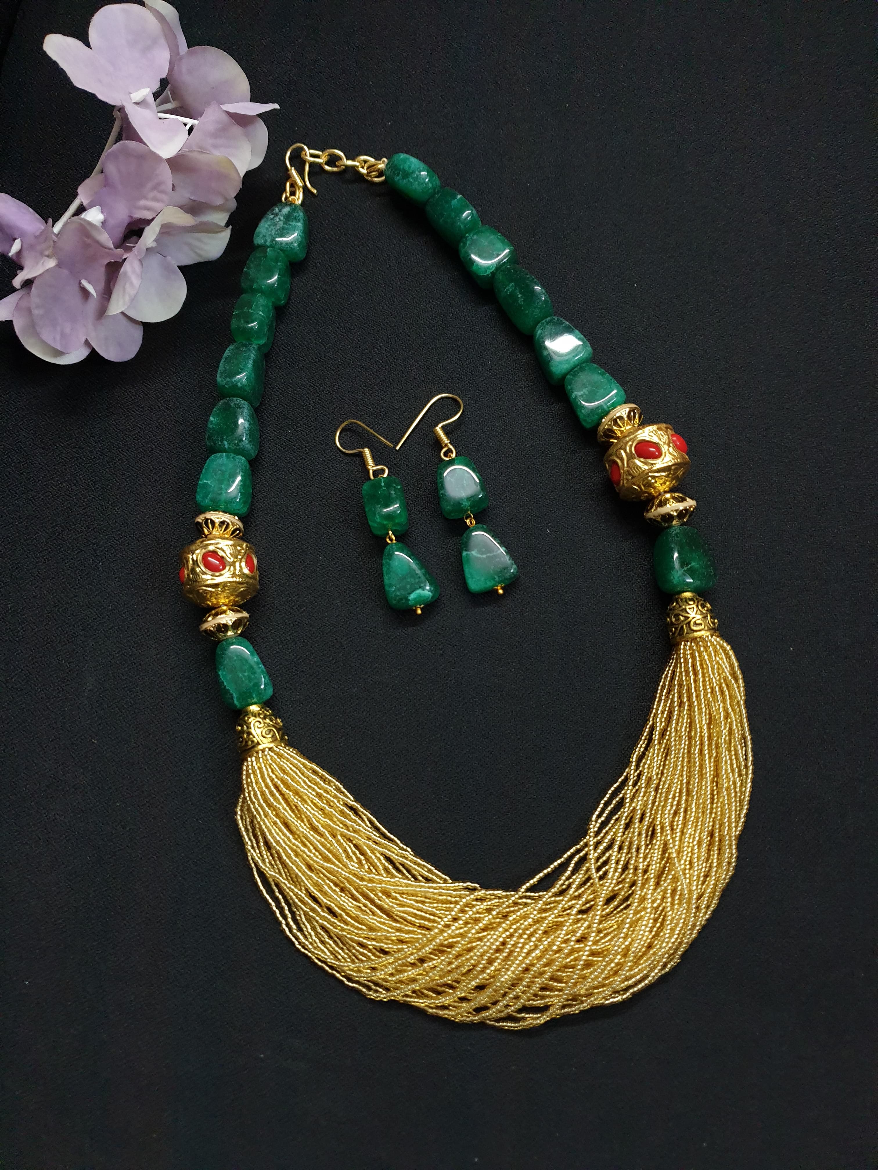 Emerald Green Stone Golden Seed Bead Necklace Set