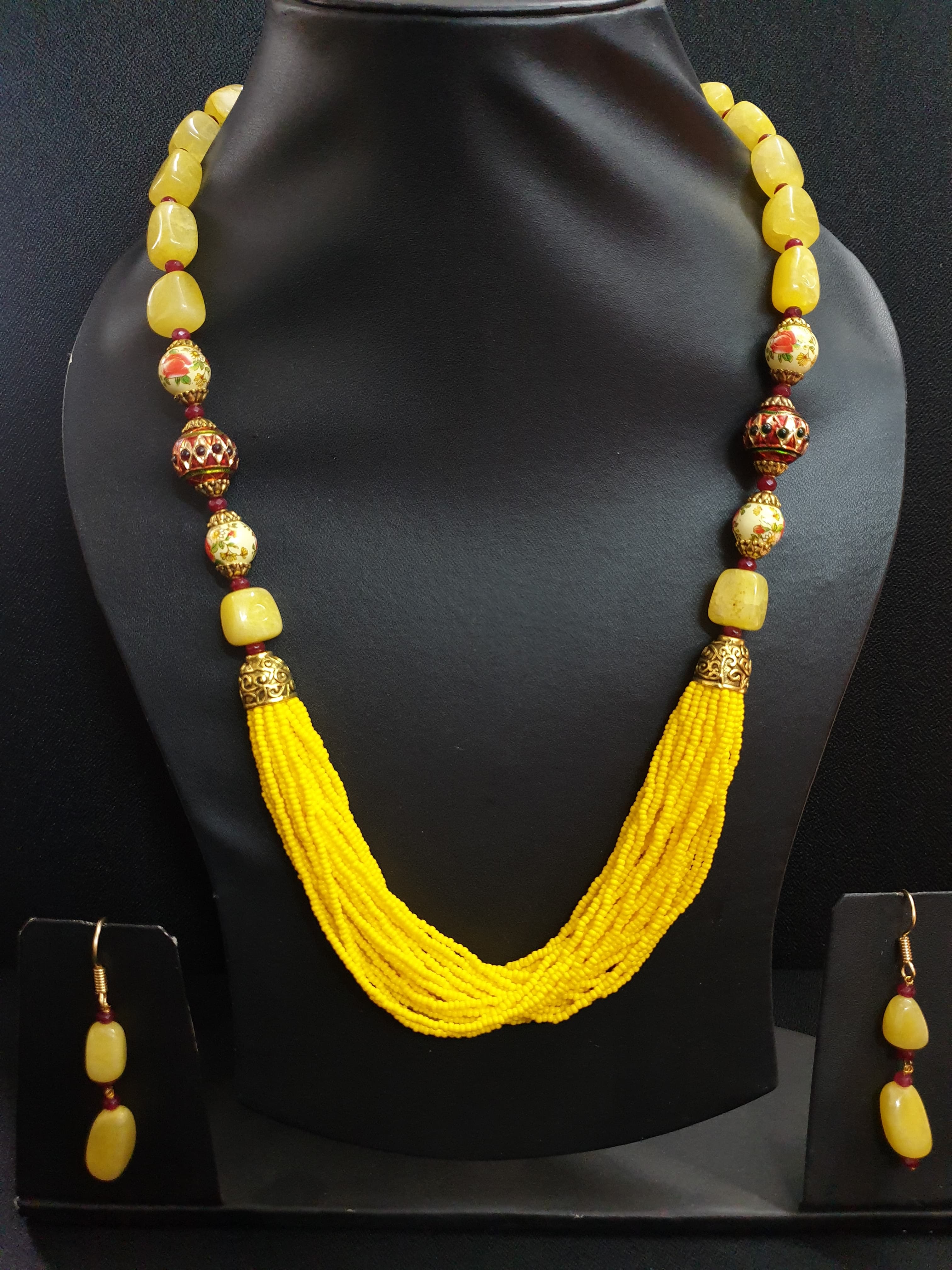 Yellow Jadau Seed Beads Necklace
