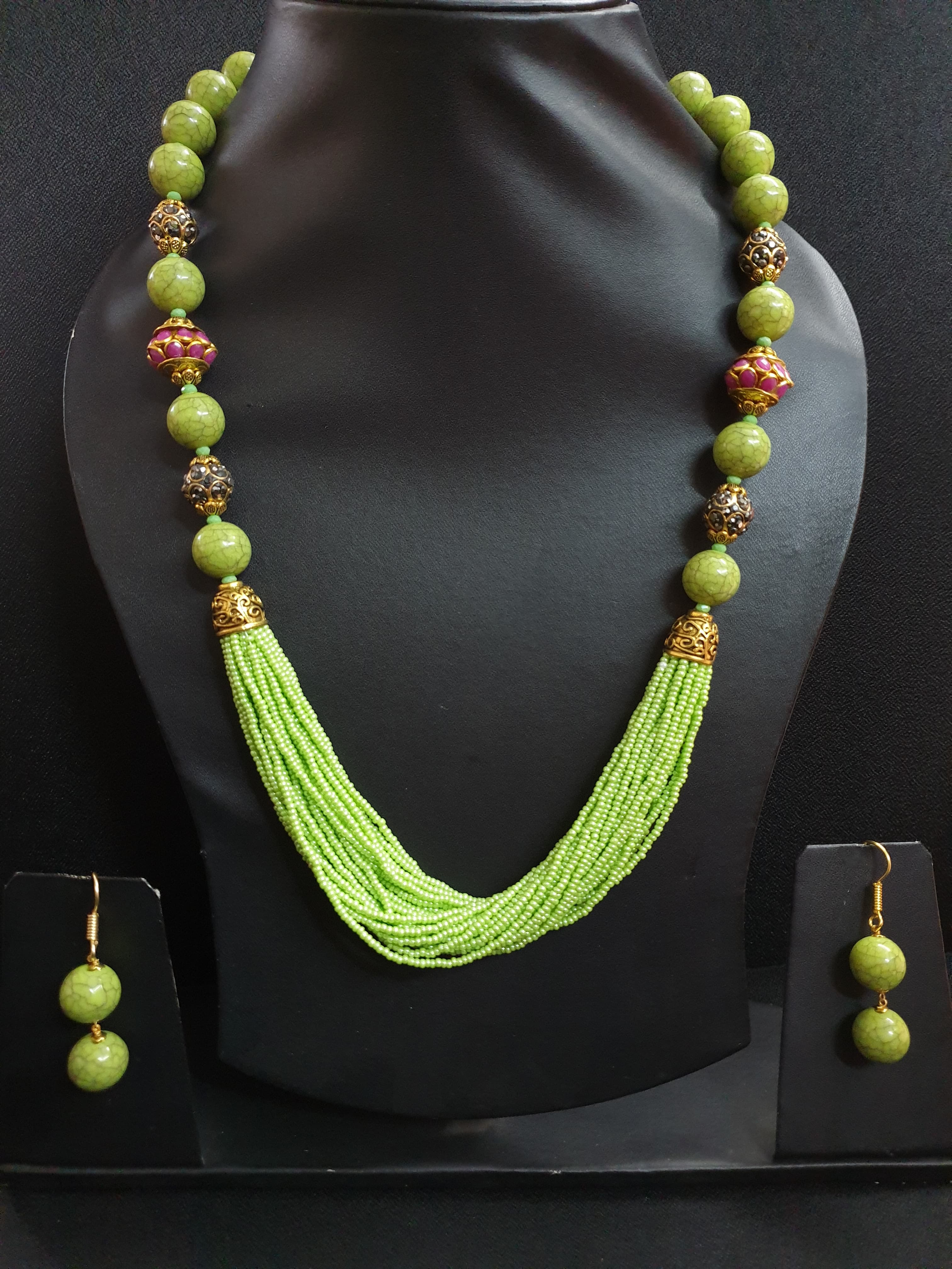 Traditional Paachi Green Seed Bead Necklace Set
