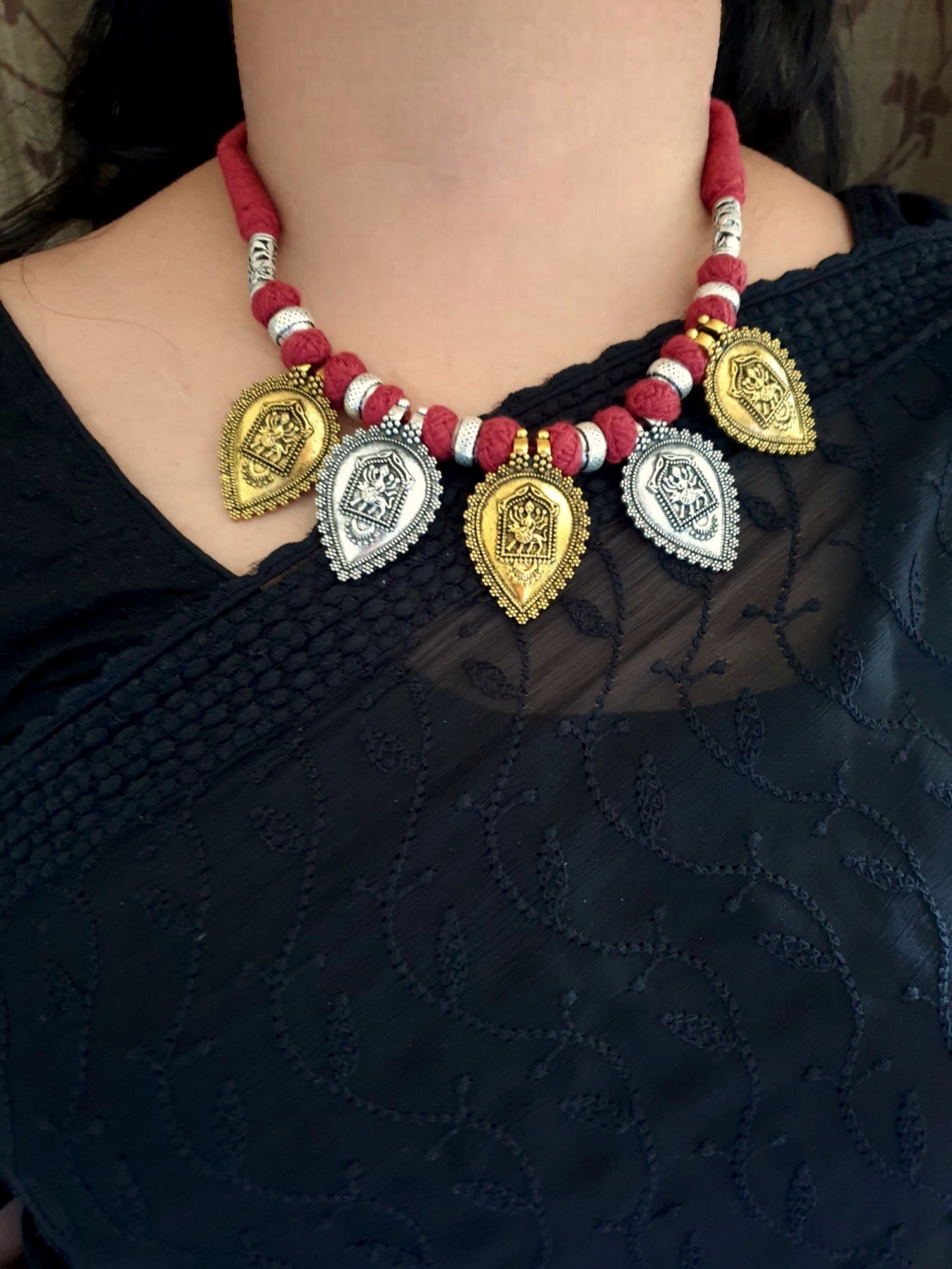Oxidised Silver Dual Tone Thread Fancy Necklace