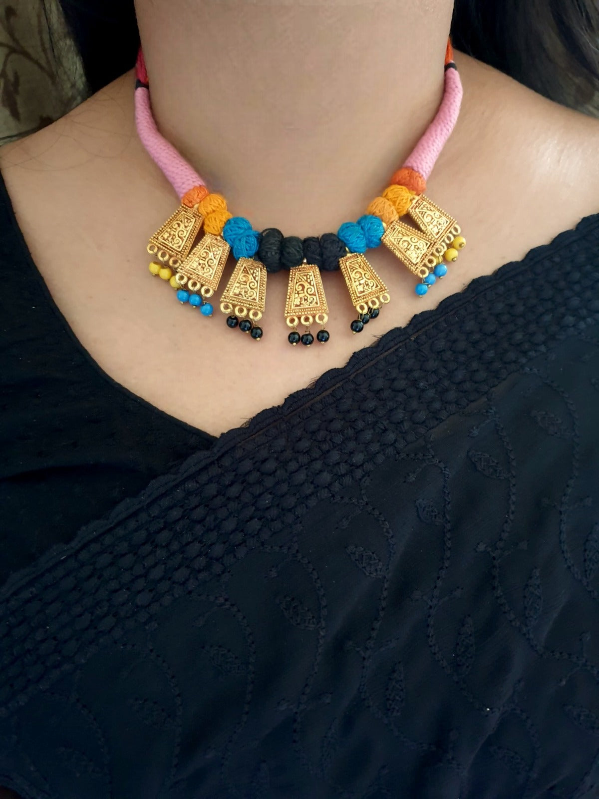 Multicolor Thread Geru Necklace Set