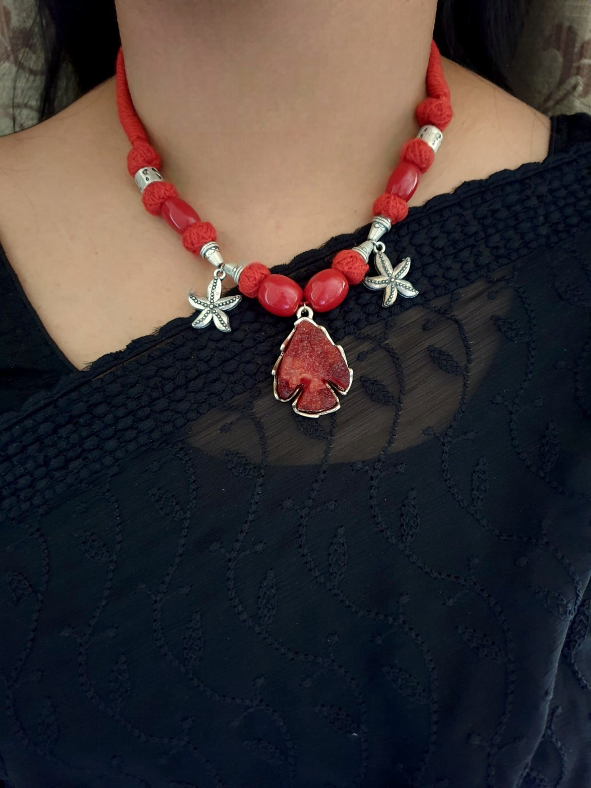 Red Druzy Thread Oxidised Necklace Set
