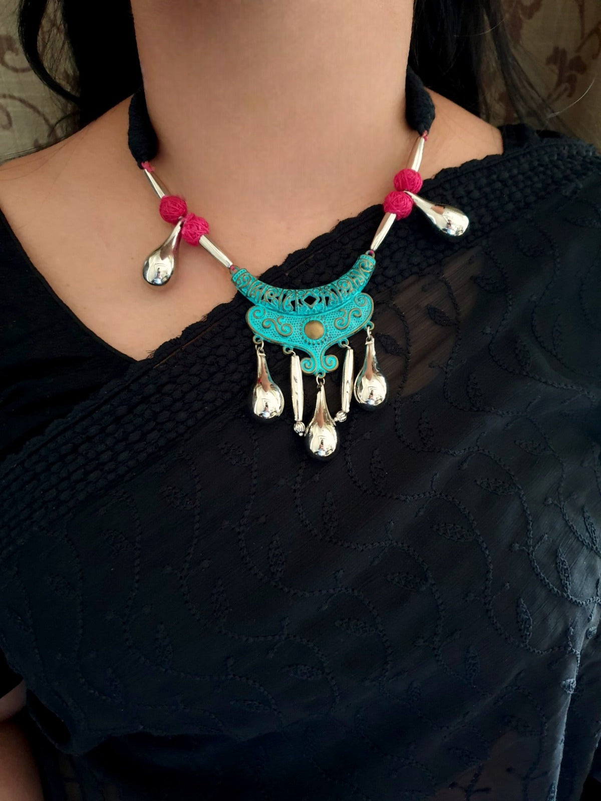 Turquoise Thread Oxidised Necklace Set