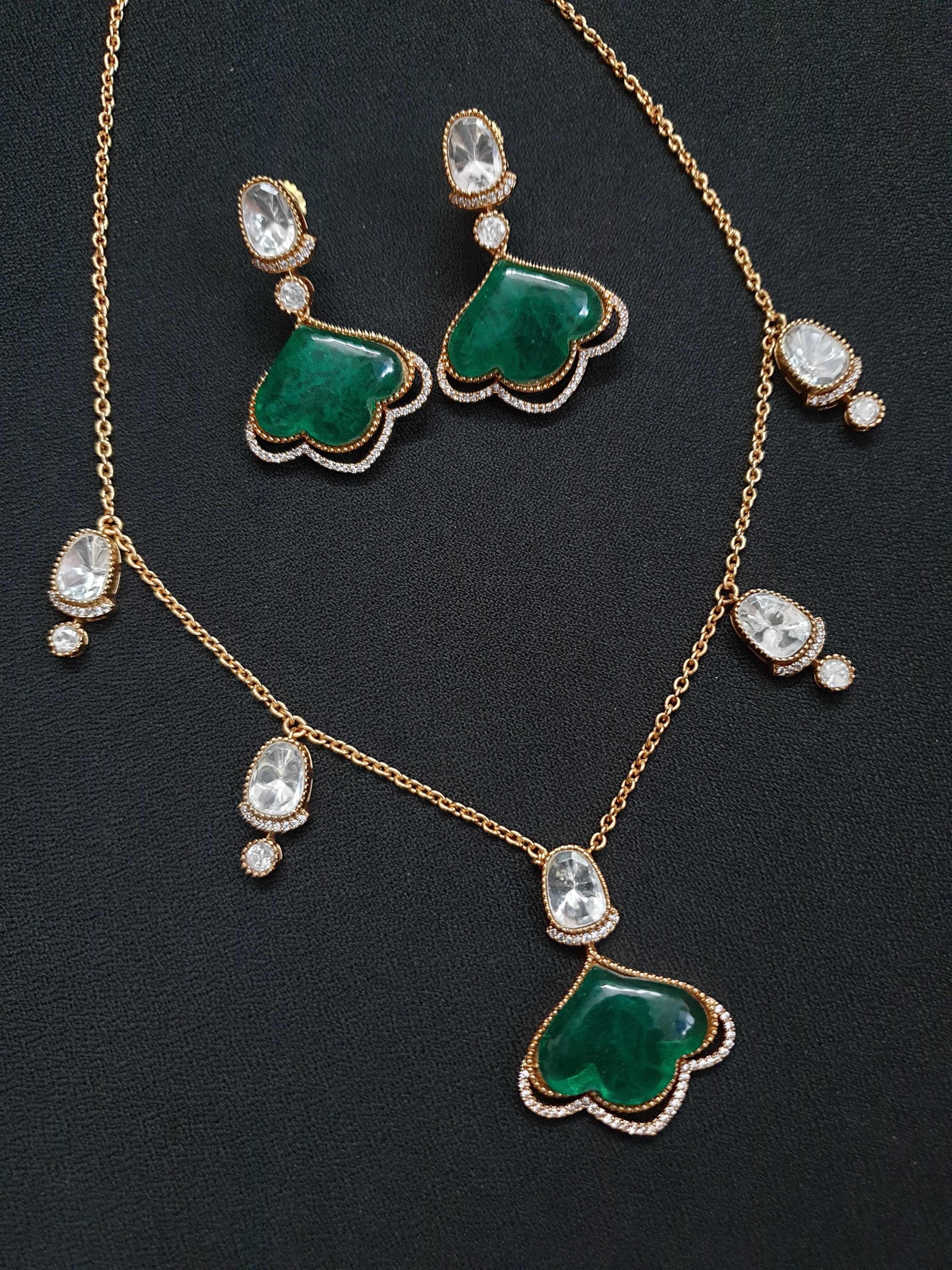 Emerald Green Delicate Kundan Chain Necklace