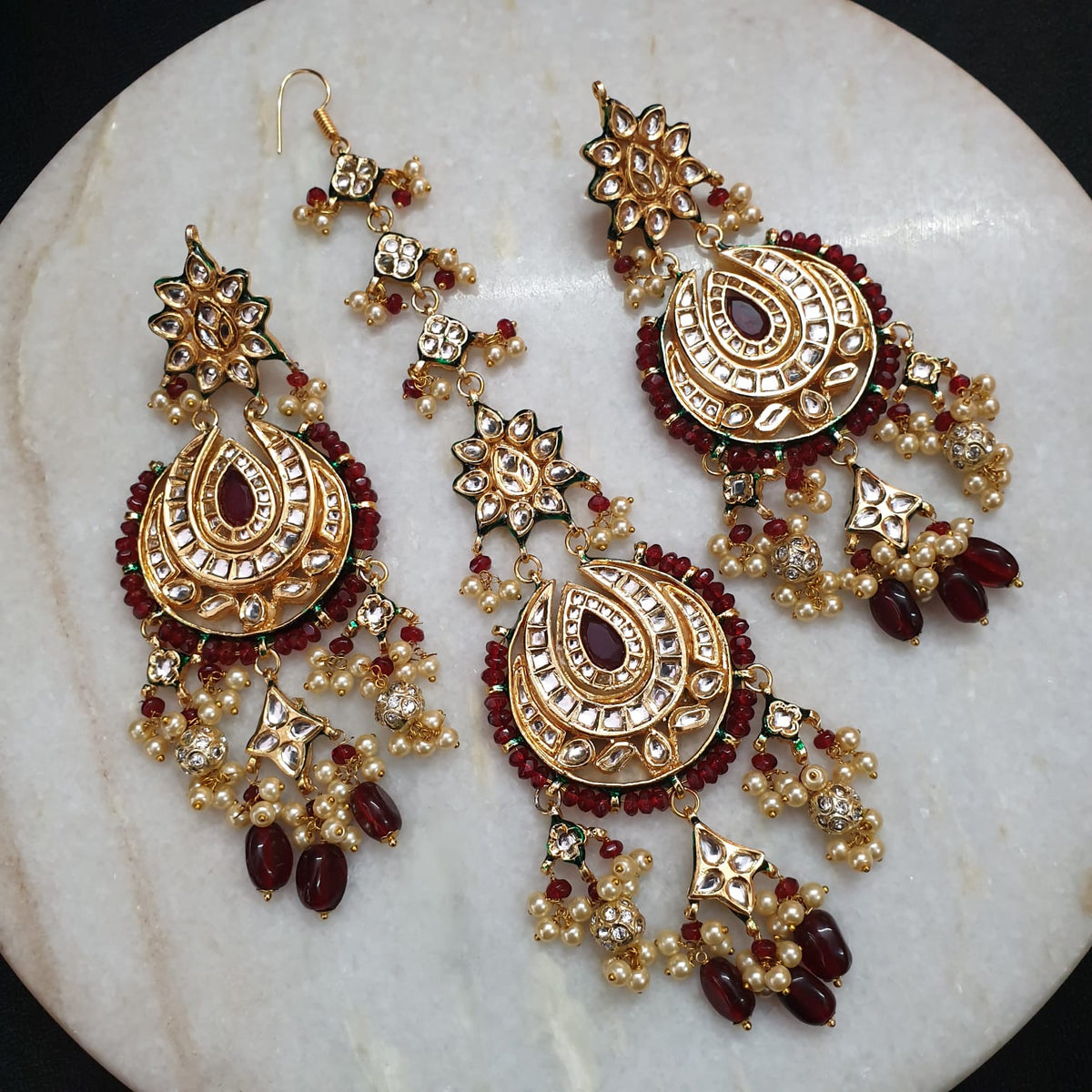 Shaya Maangtikka and Earrings Set