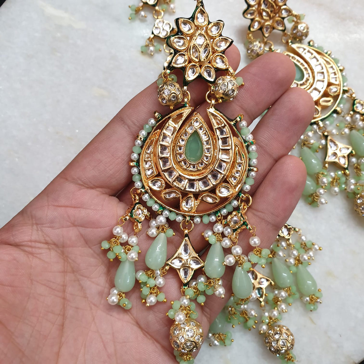 Divya Maangtikka and Earrings Set
