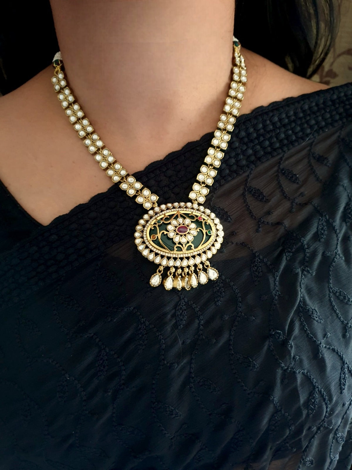 Green Stone Moissanite Kundan Pendant Necklace Set