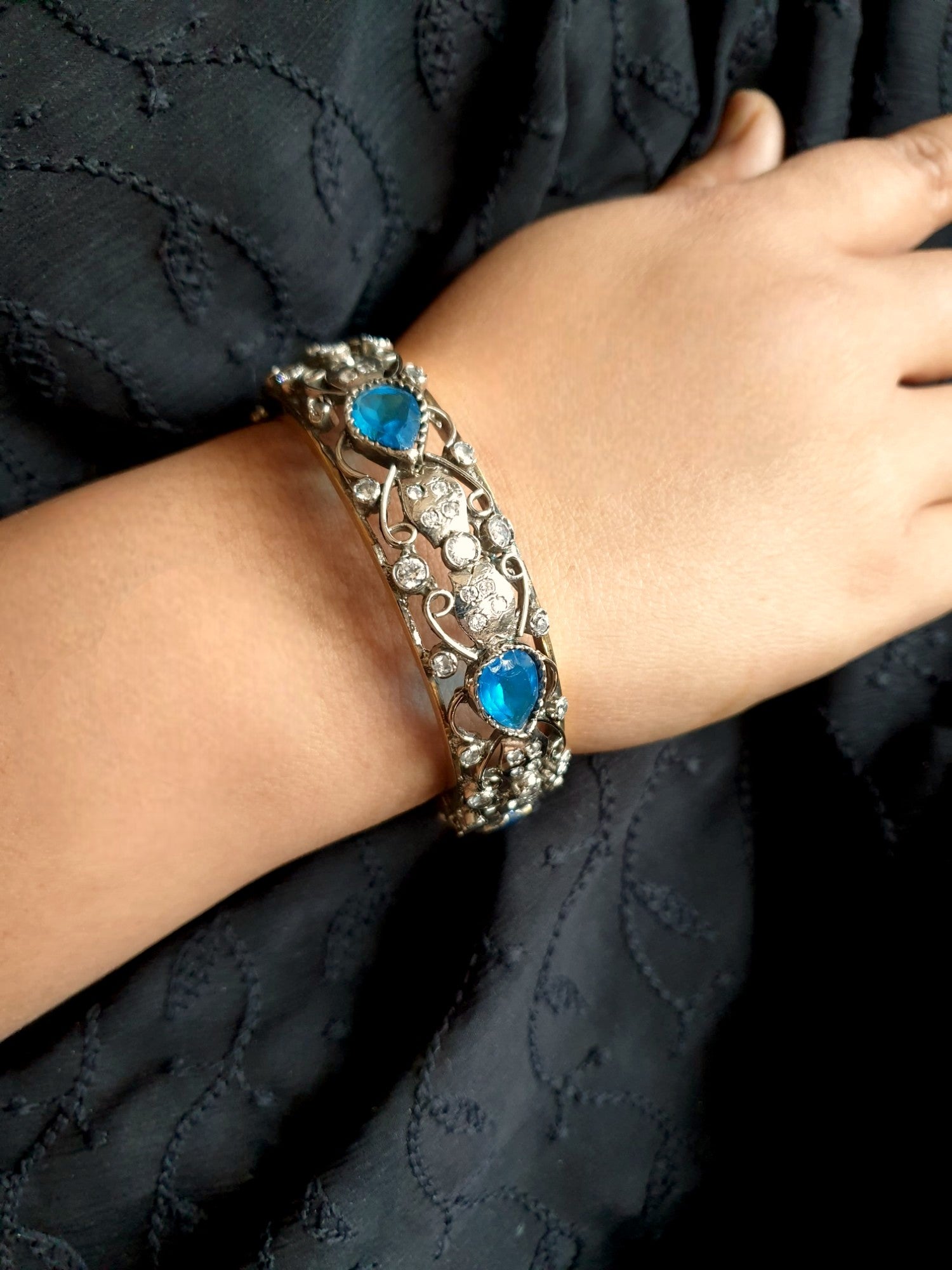 Blue Oxidised Silver Openable Kada