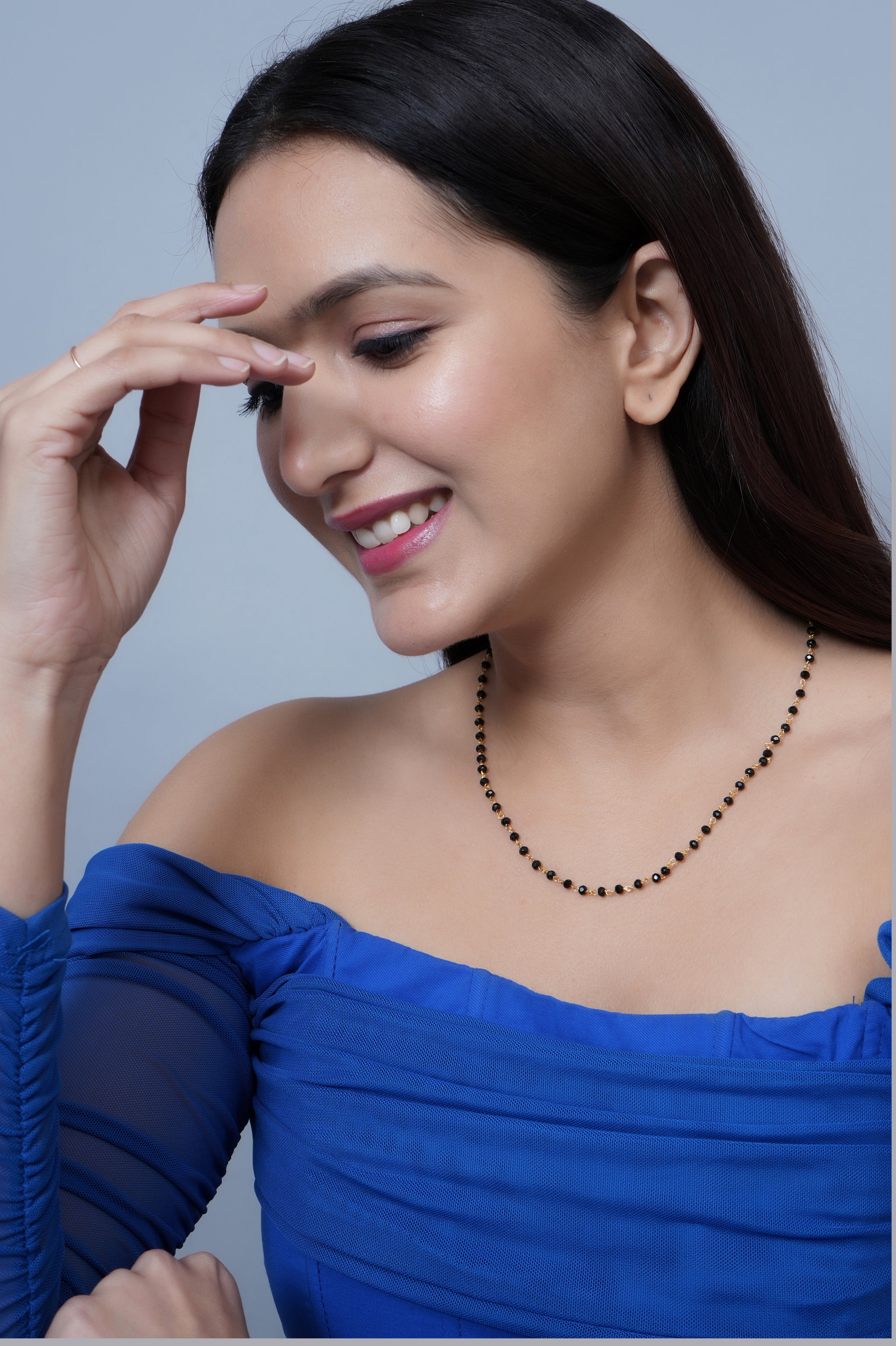 Black Faceted Beaded Delicate Necklace