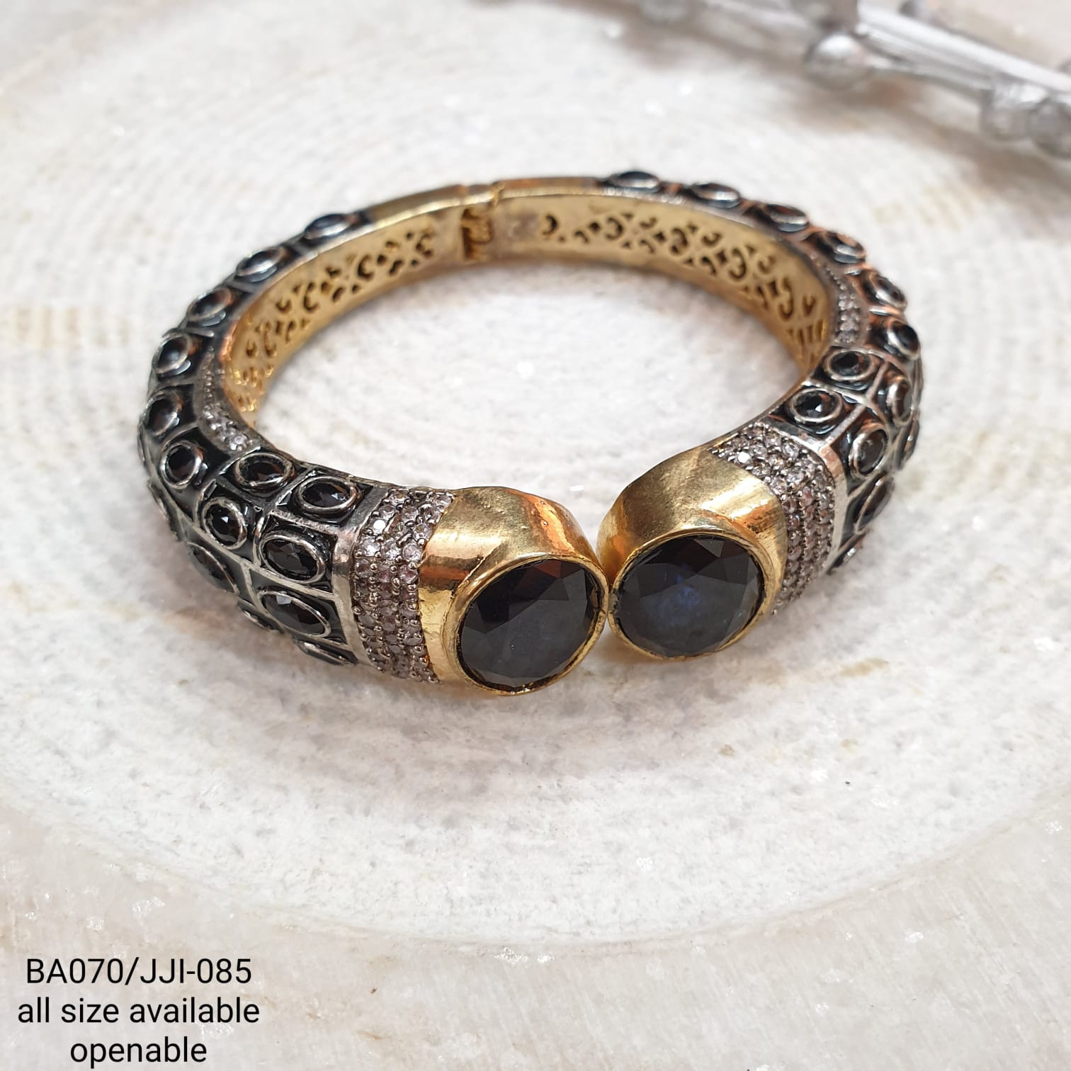 Designer Stone Openable Kada