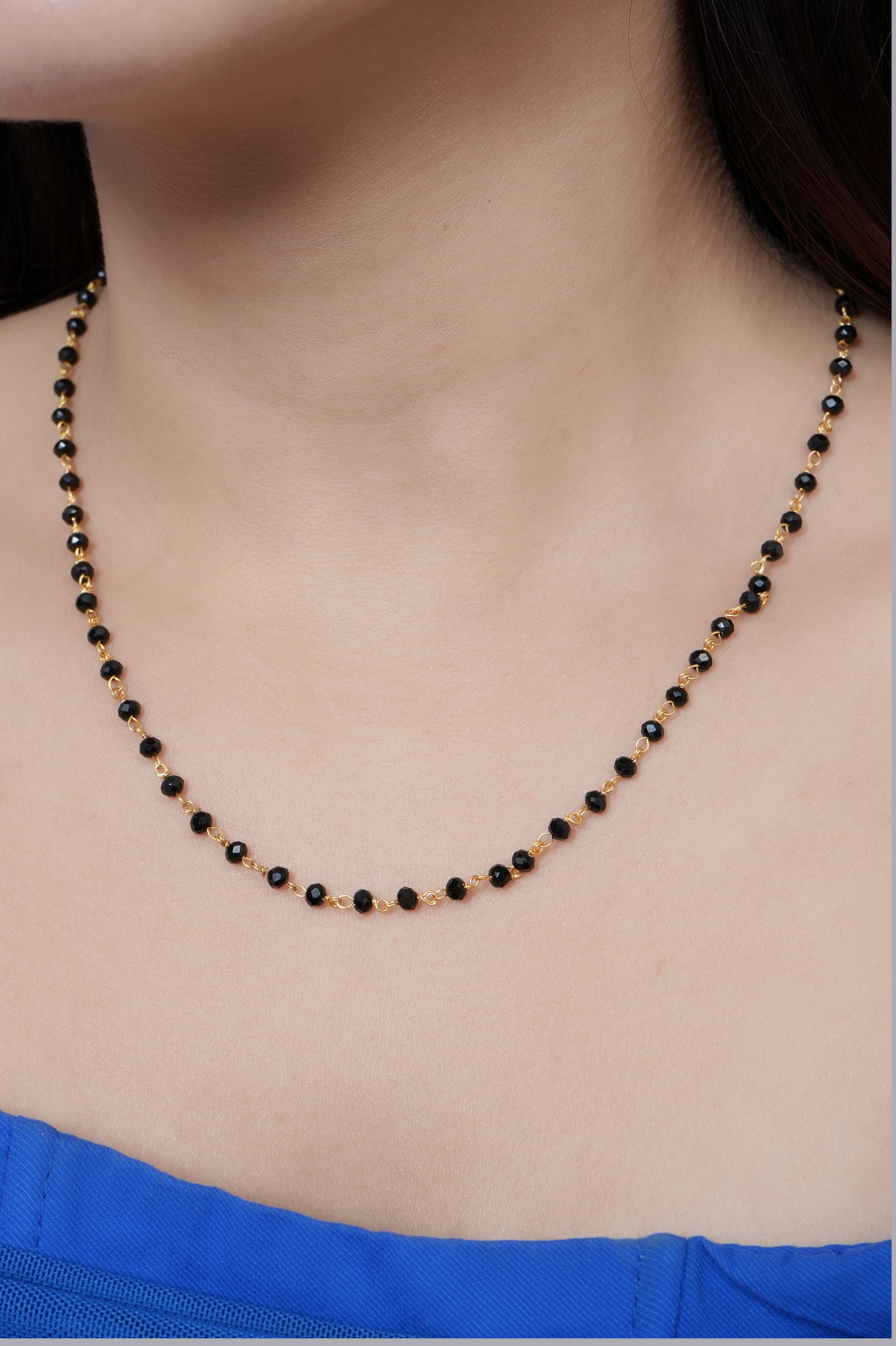 Black Faceted Beaded Delicate Necklace