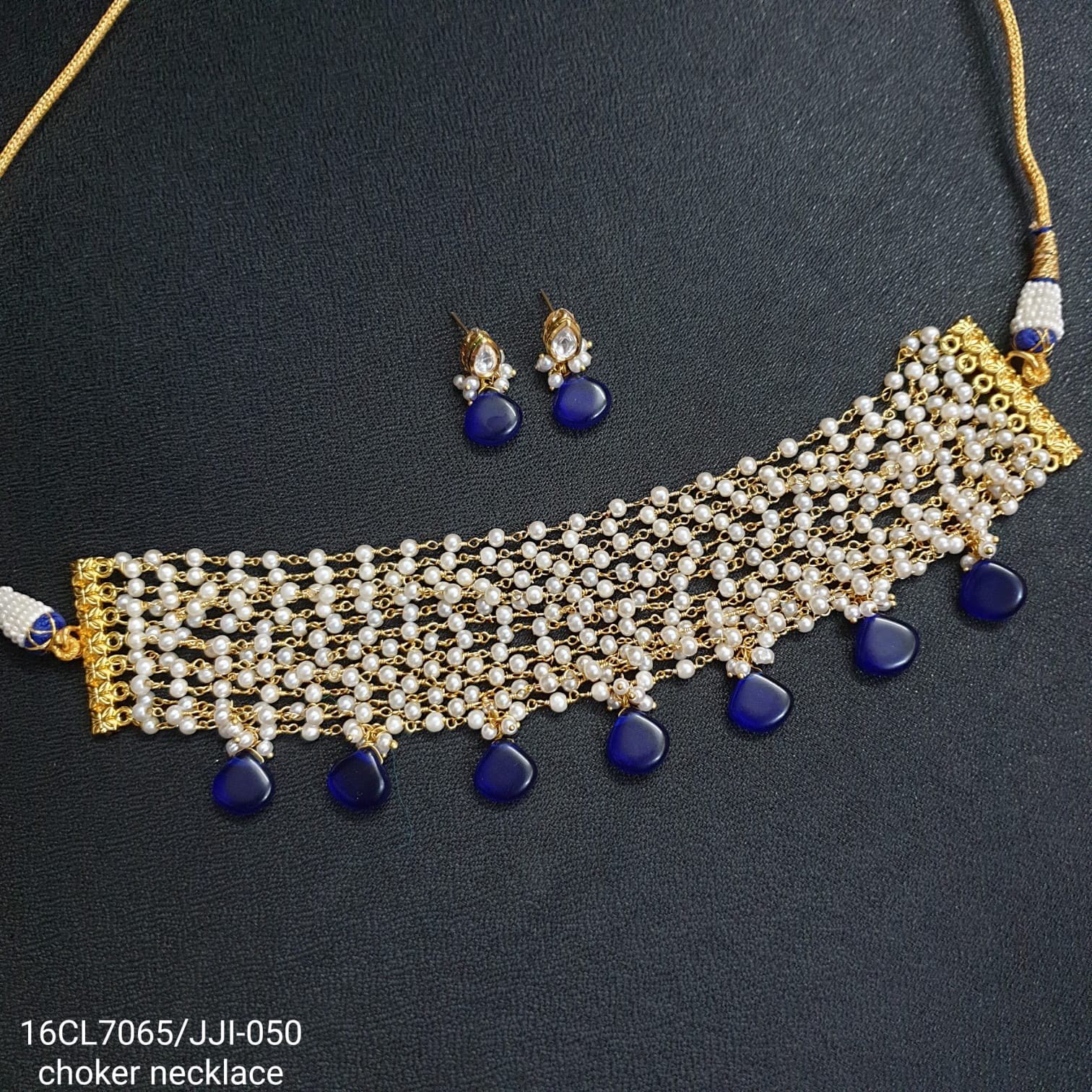 Raven Blue Pearl Choker Necklace