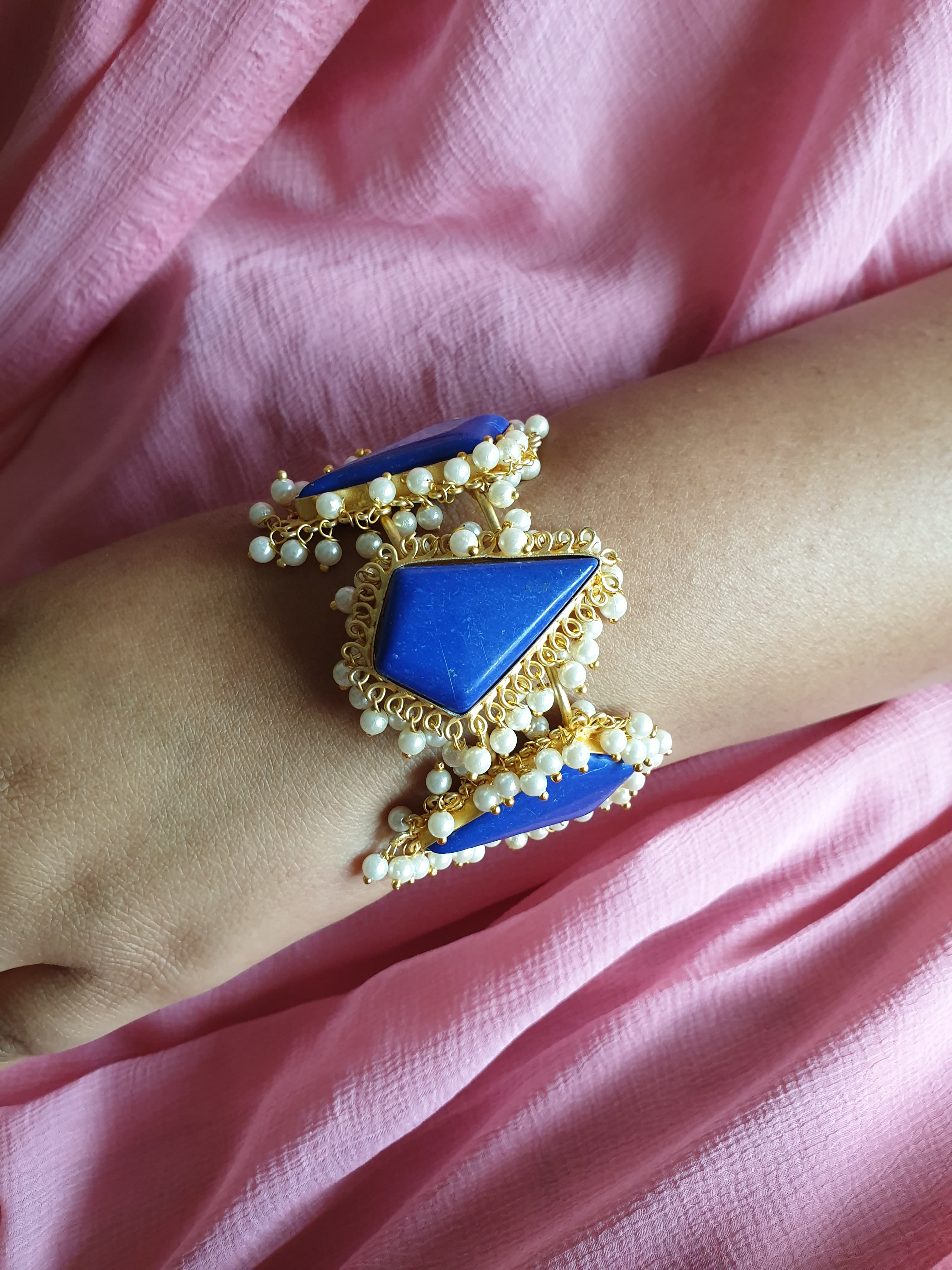 Gold Tone Blue Stone Freesize Handcuff