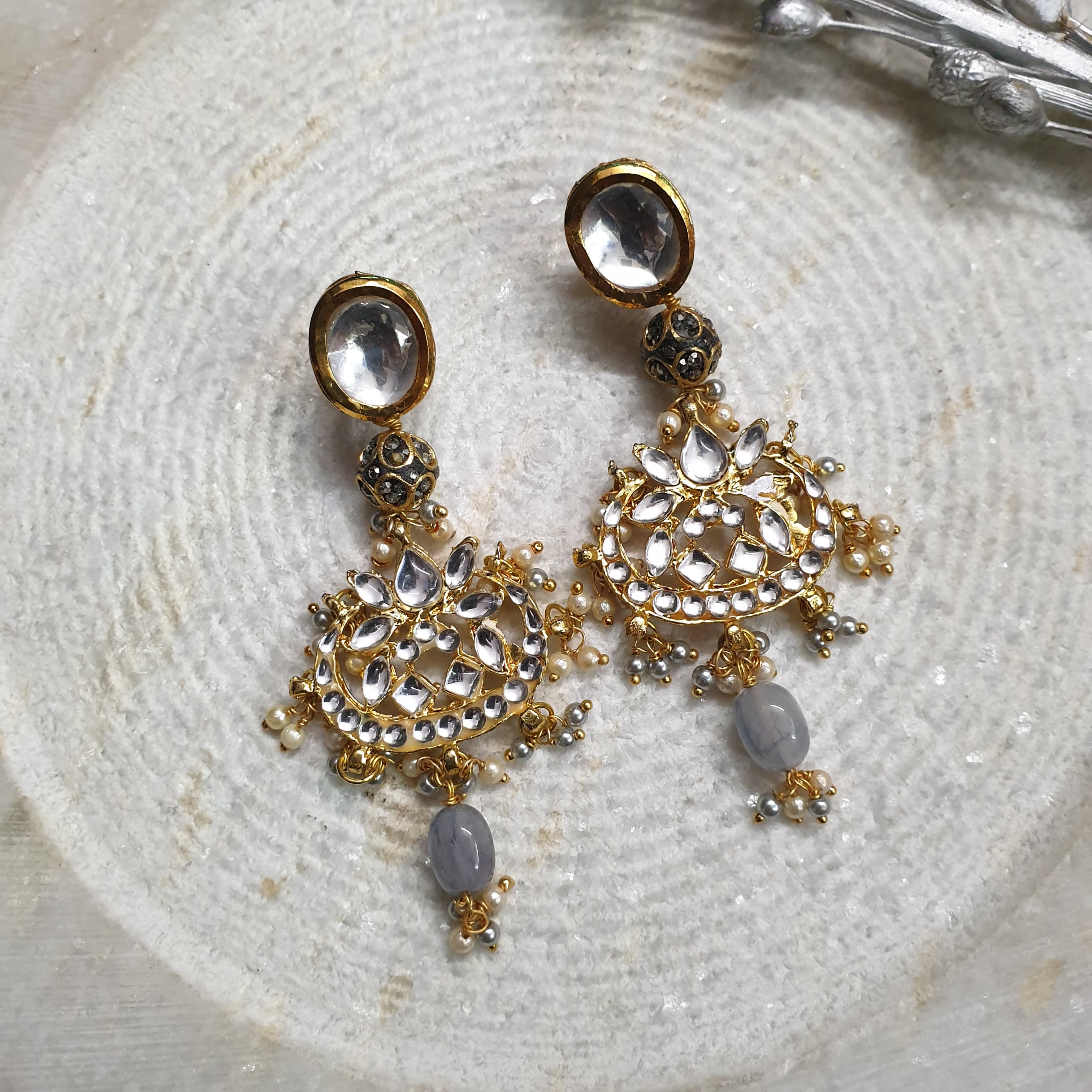 Kundan Delicate Earrings With Grey Beading